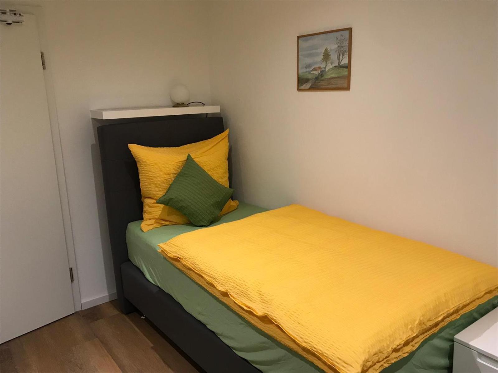 Single Room with Private External Bathroom photo 3