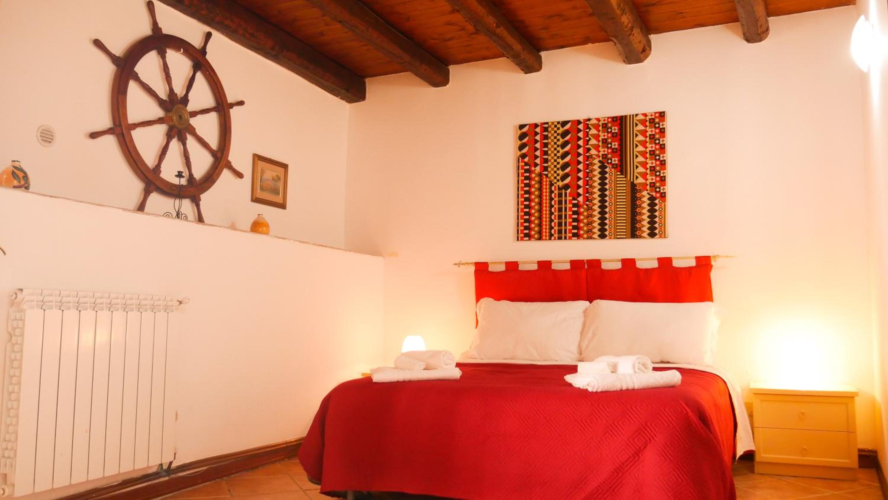 Three-Bedroom Apartment with Terrace and Sea View photo 1