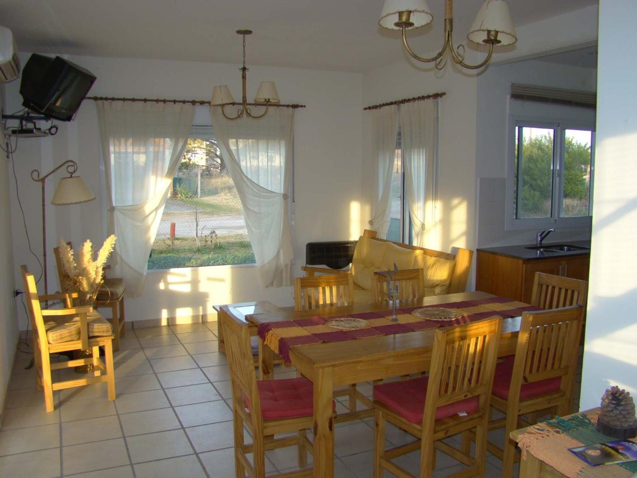Bungalow 1 photo 3