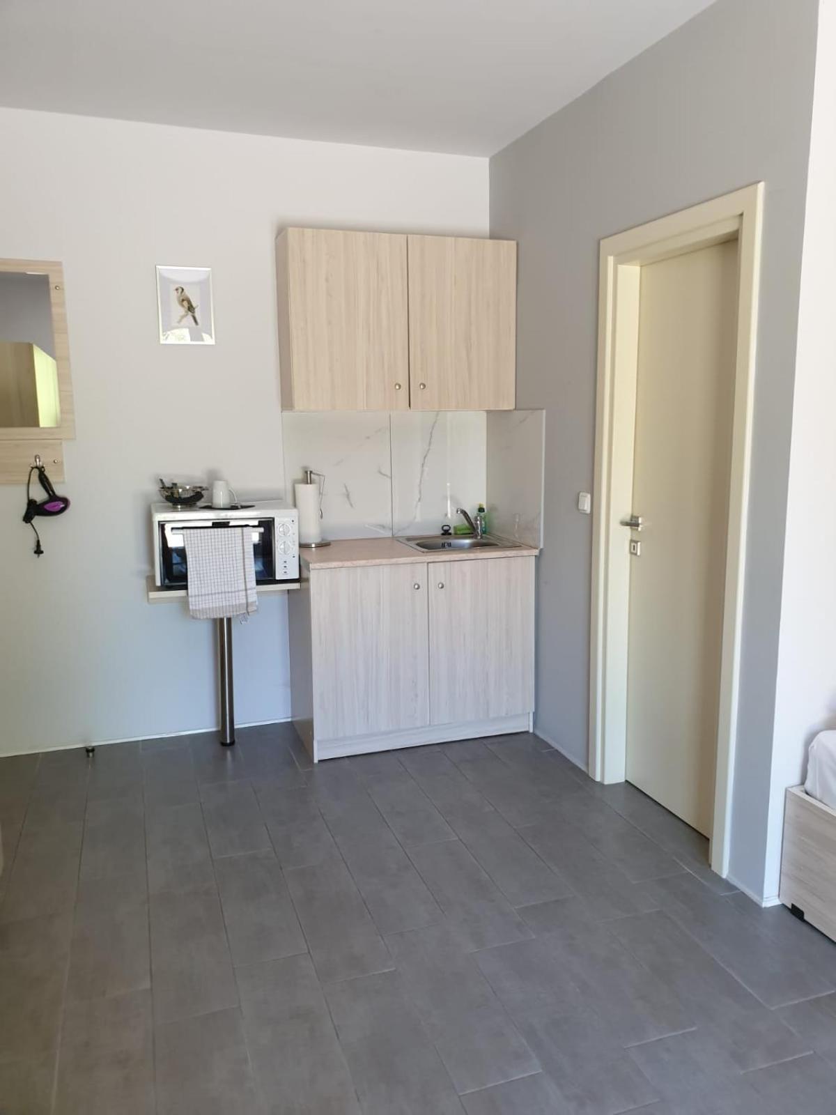 Single Room photo 3