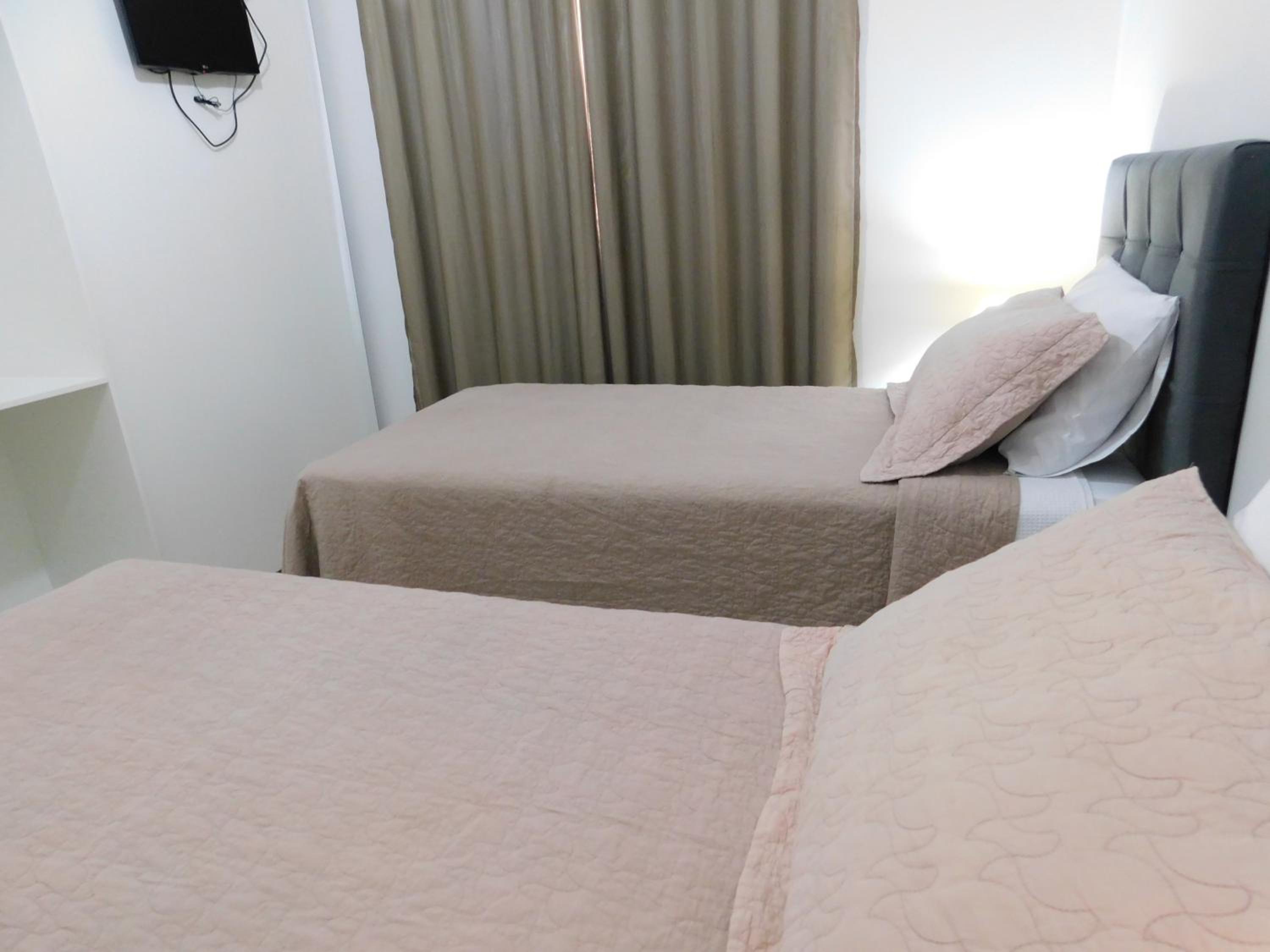 Superior Quadruple Room photo 3