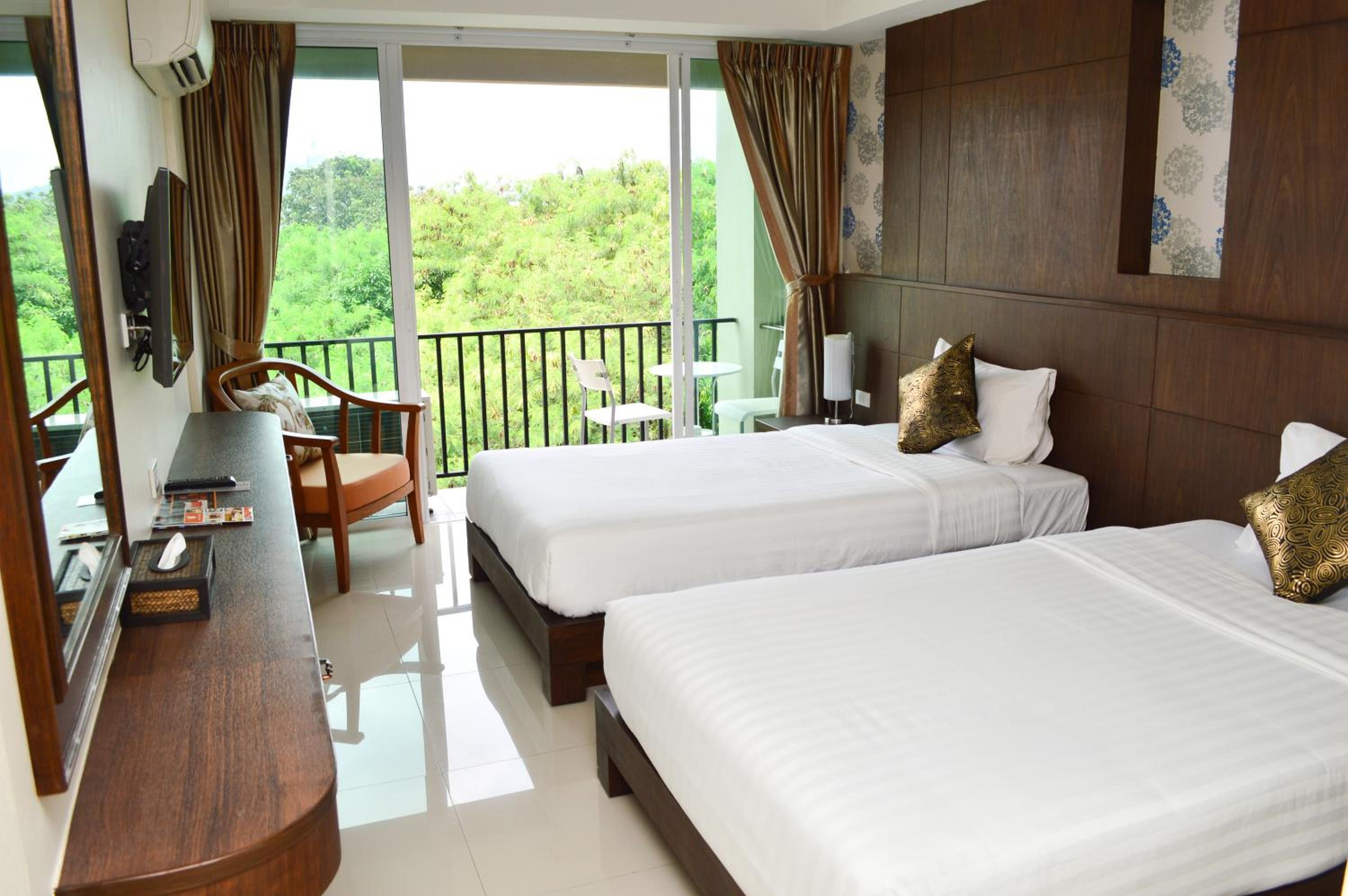 Superior Twin Room - Photo 11