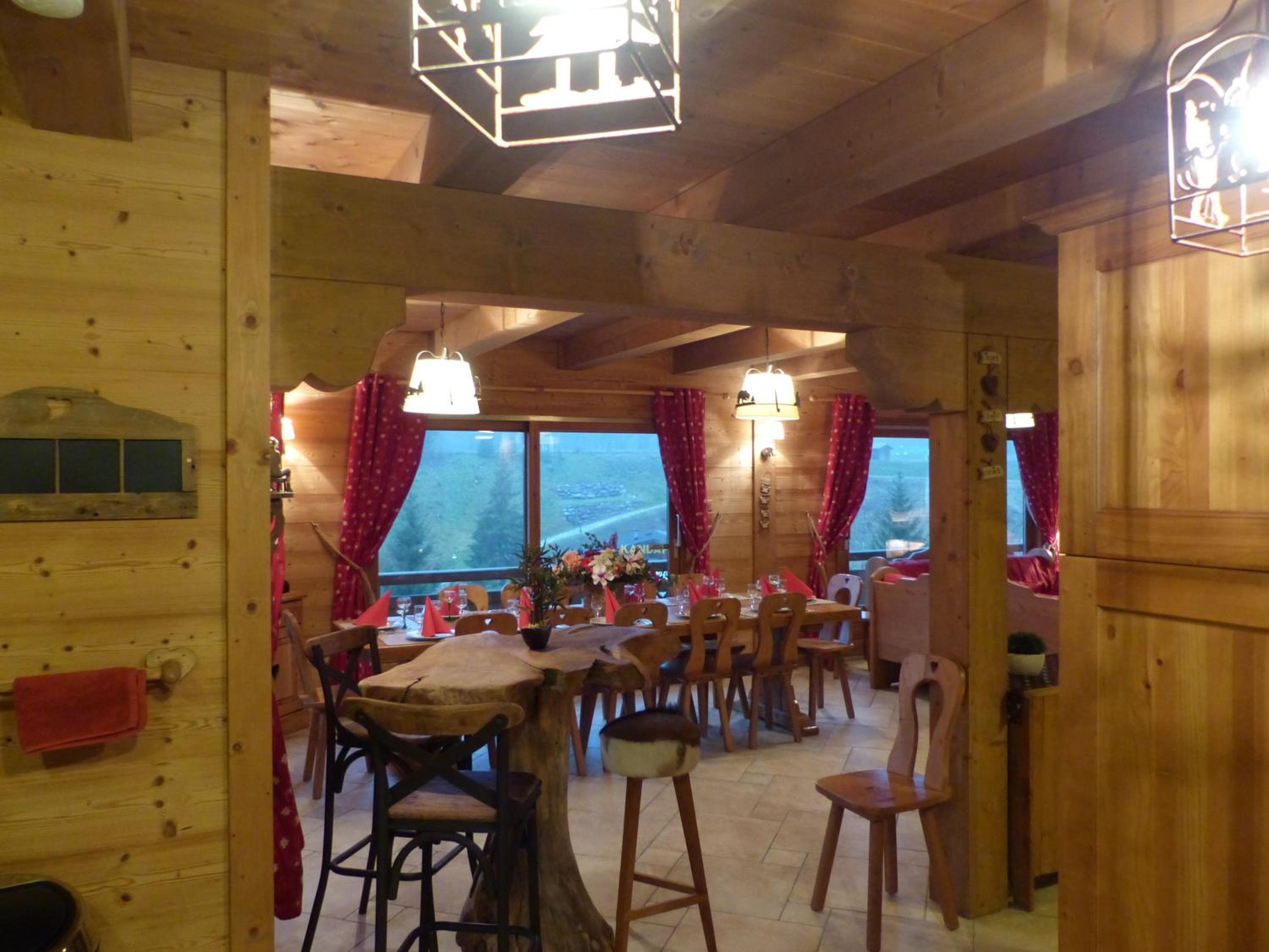 Five-Bedroom Chalet (15 persons)