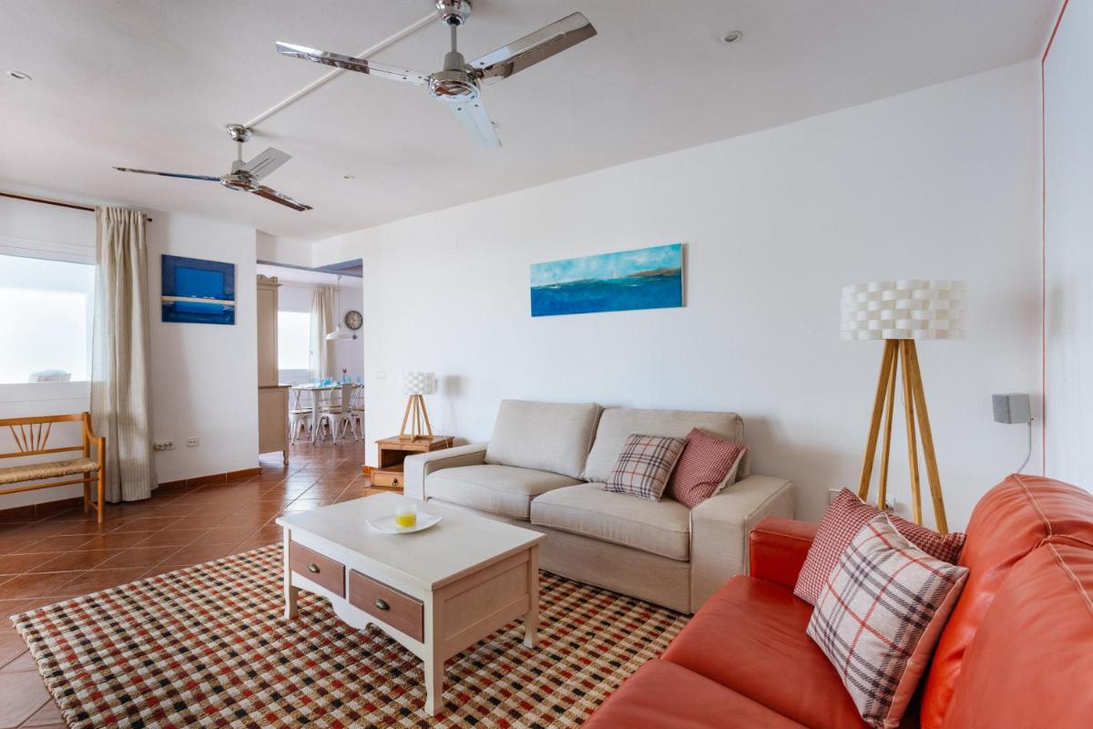 Villa photo 1