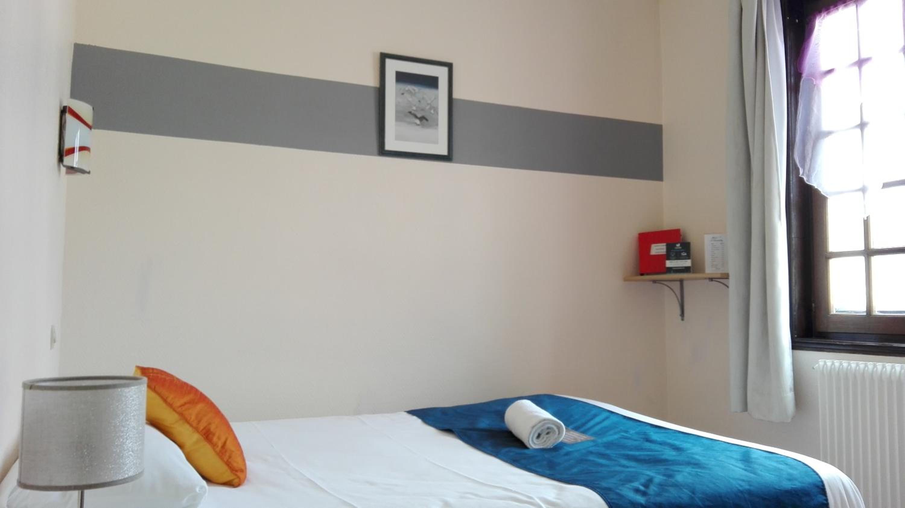 Single Room with Double Bed