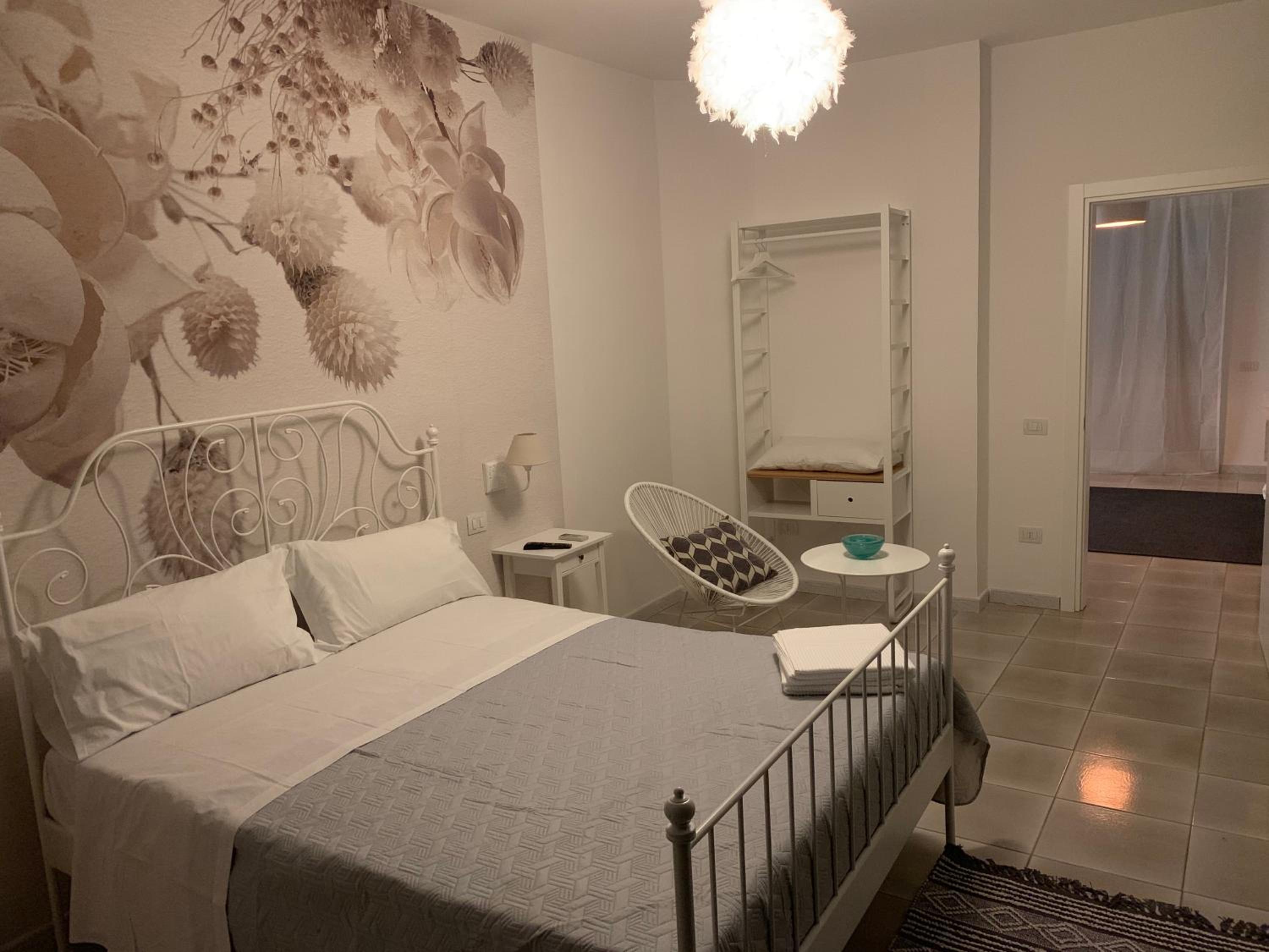 Deluxe Room - Photo 4