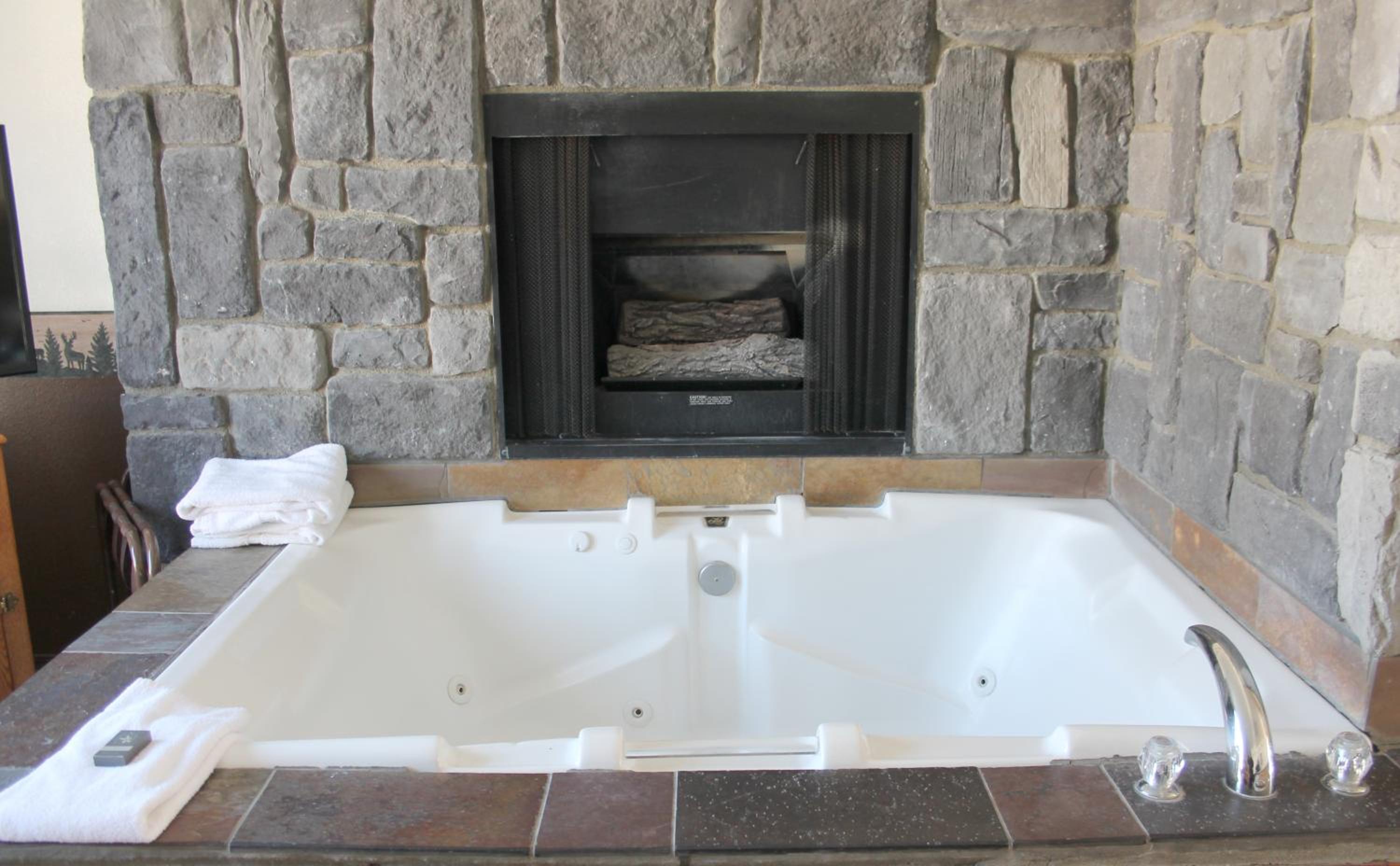 Studio with Spa Bath - Photo 4