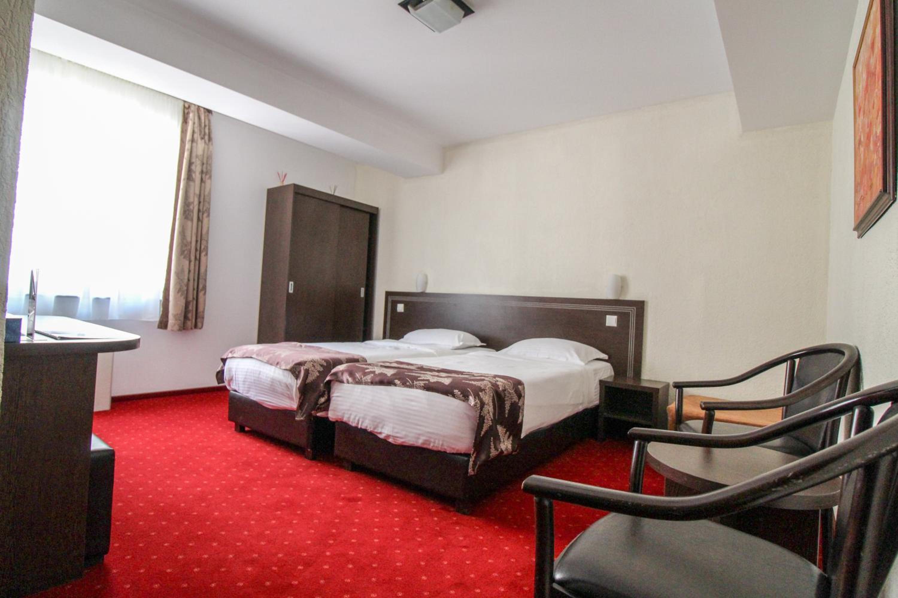 Twin Room with Balcony photo 2