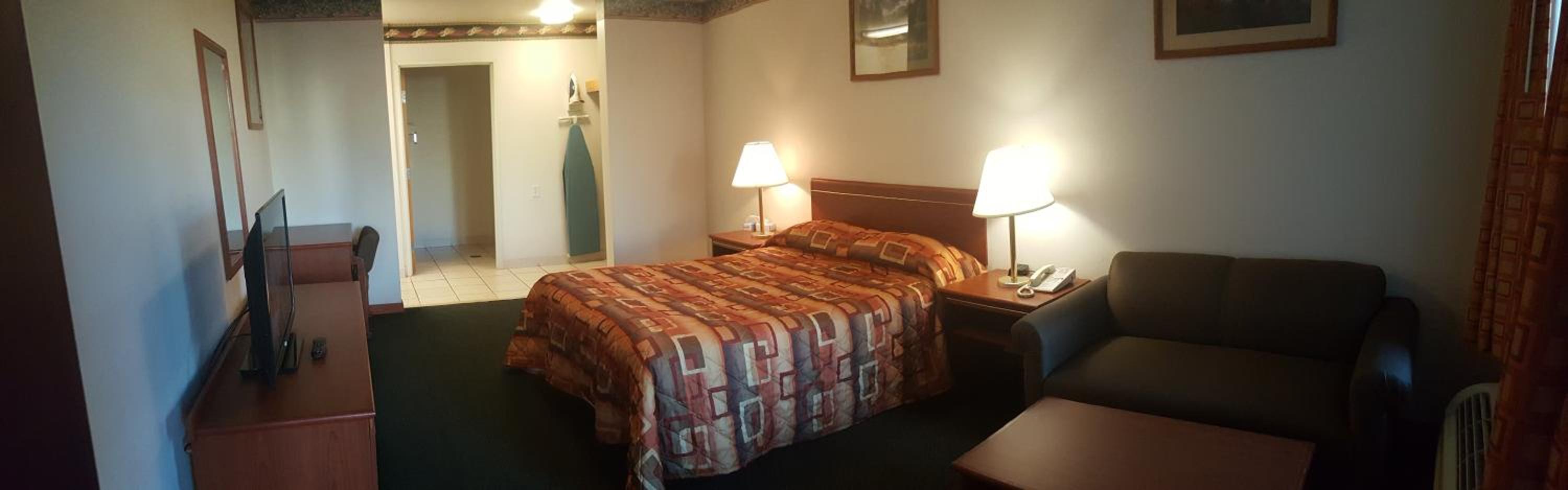 Deluxe Queen Room photo 3