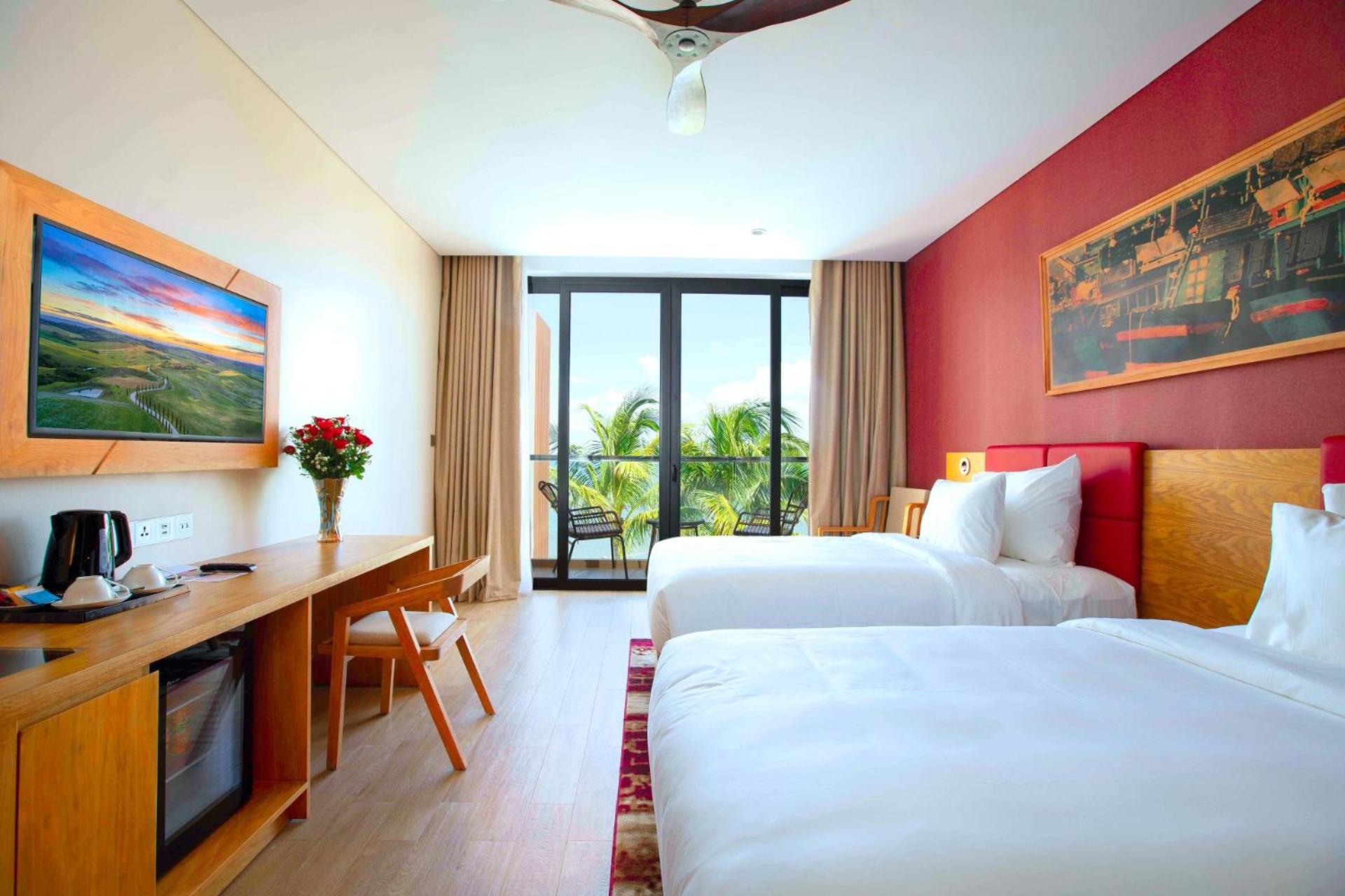 Deluxe Twin Room with Balcony - Photo 6