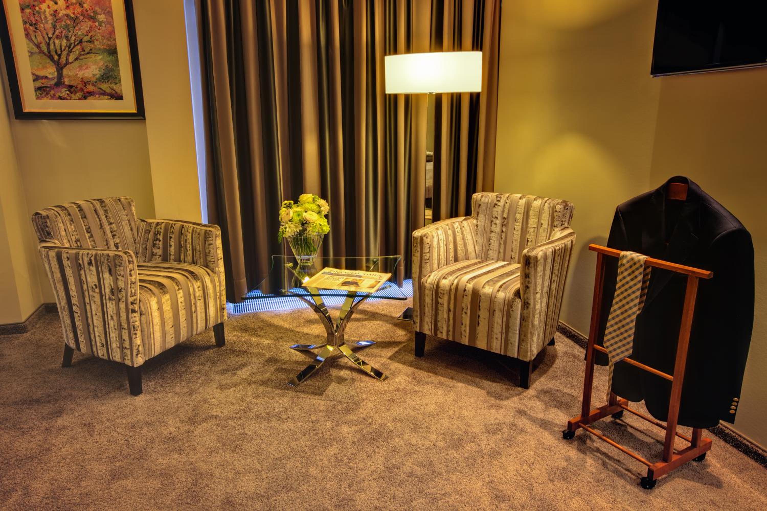 Deluxe Twin Room photo 3
