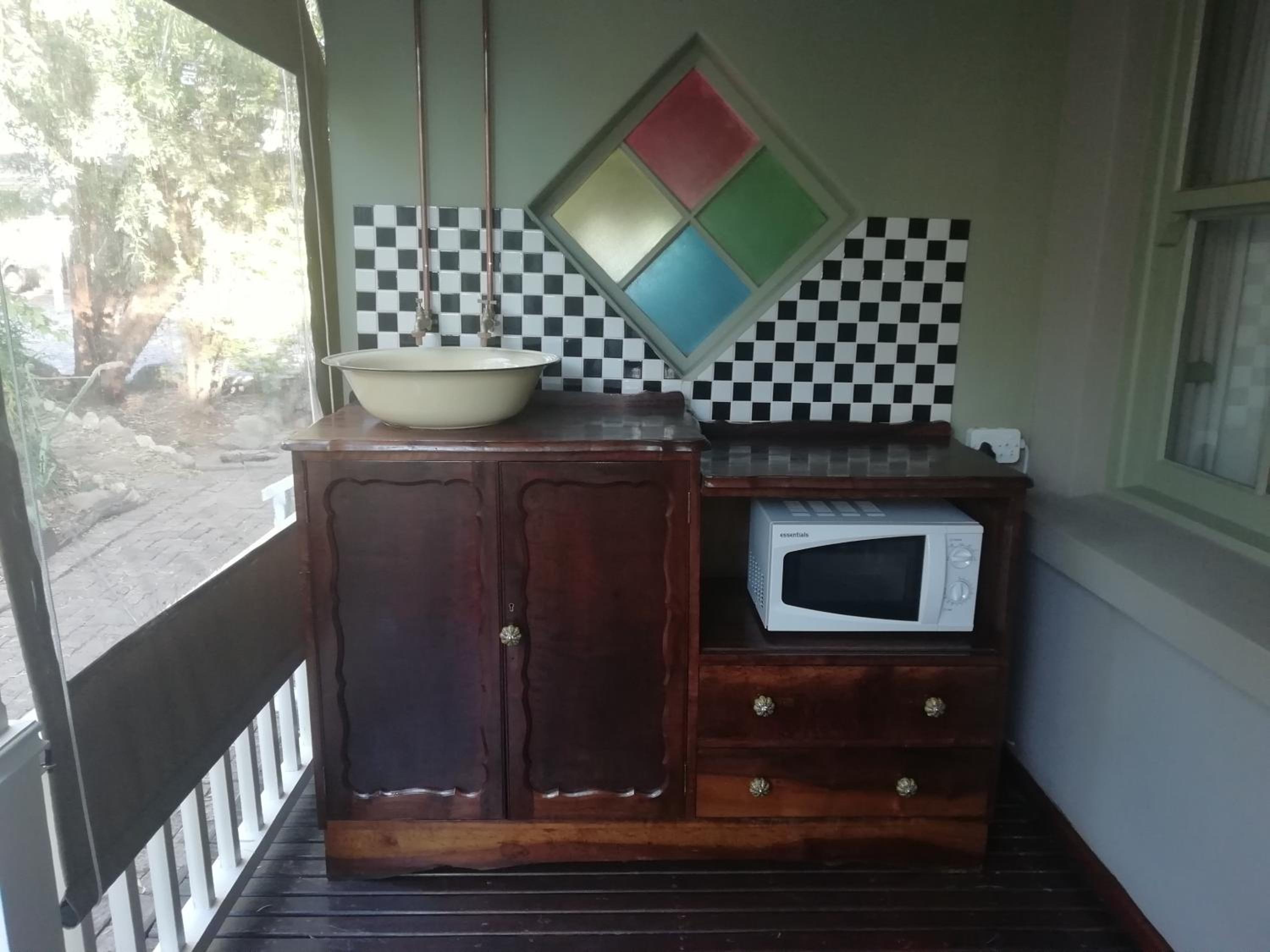 Standard Twin Room with Garden View photo 2