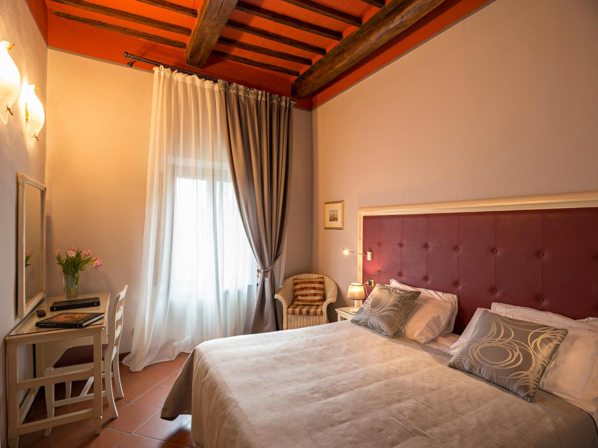 Double Room with Countryside View - Photo 3
