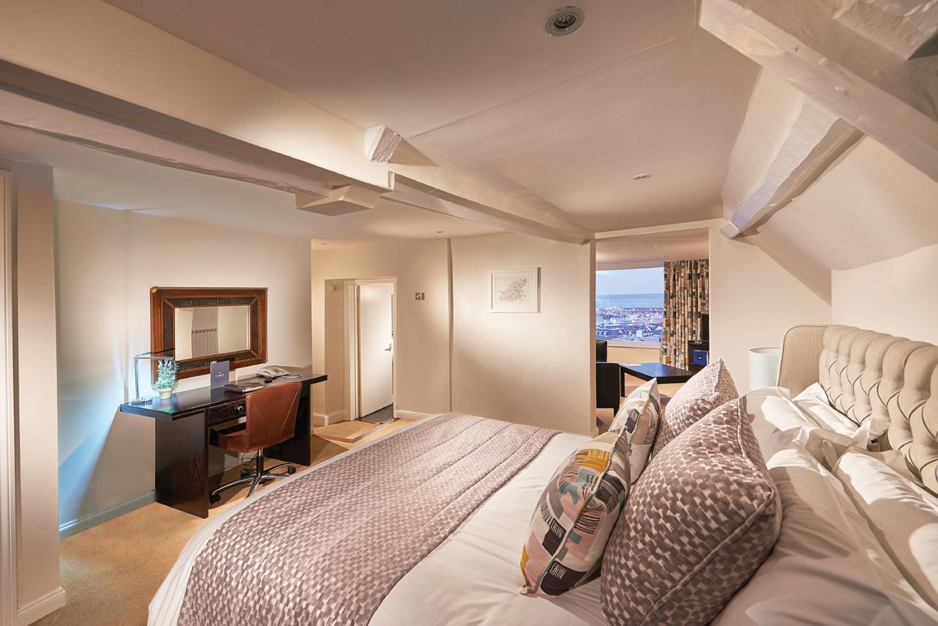 Deluxe Double Room - Photo 1