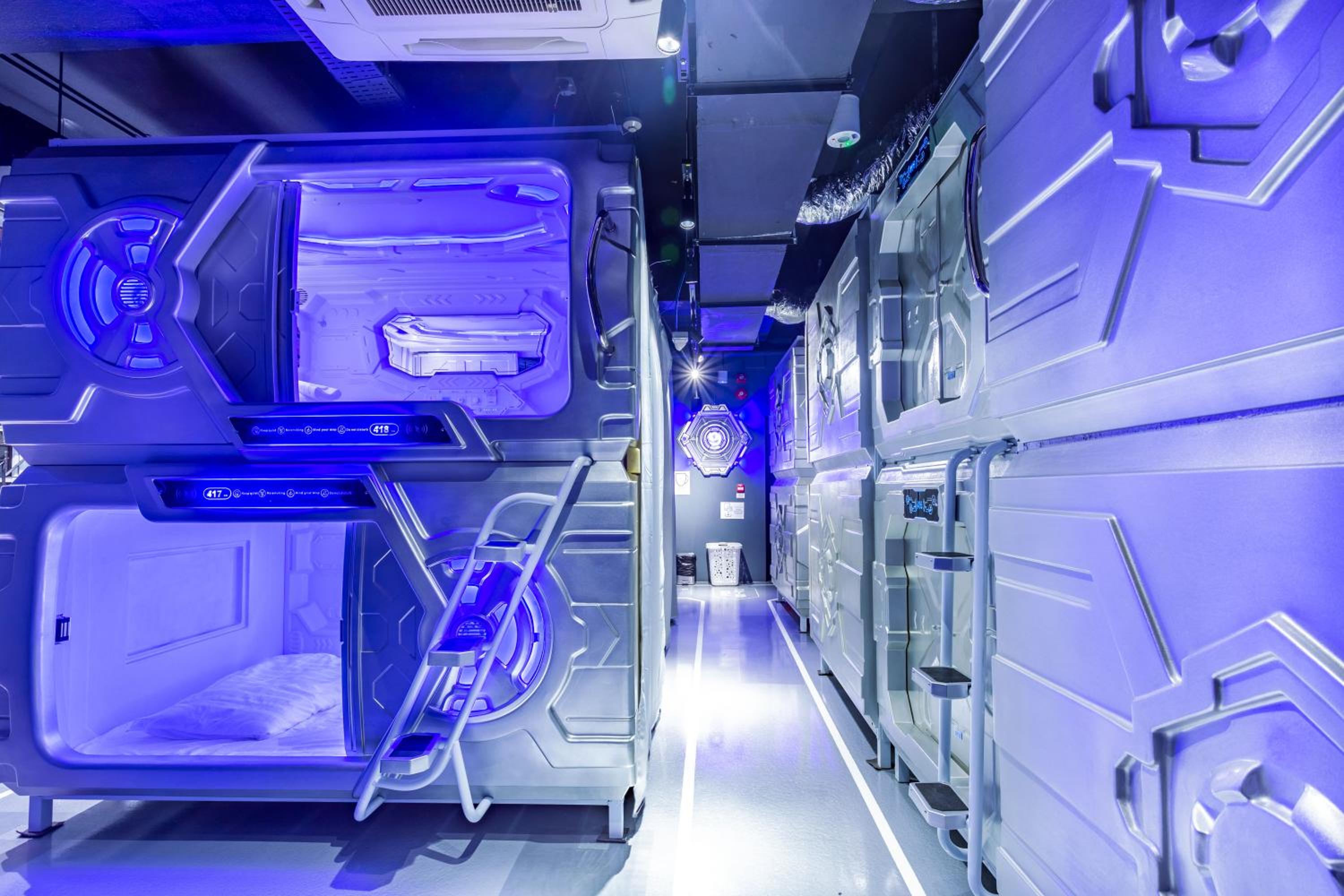 Standard Double Space Pod photo 1