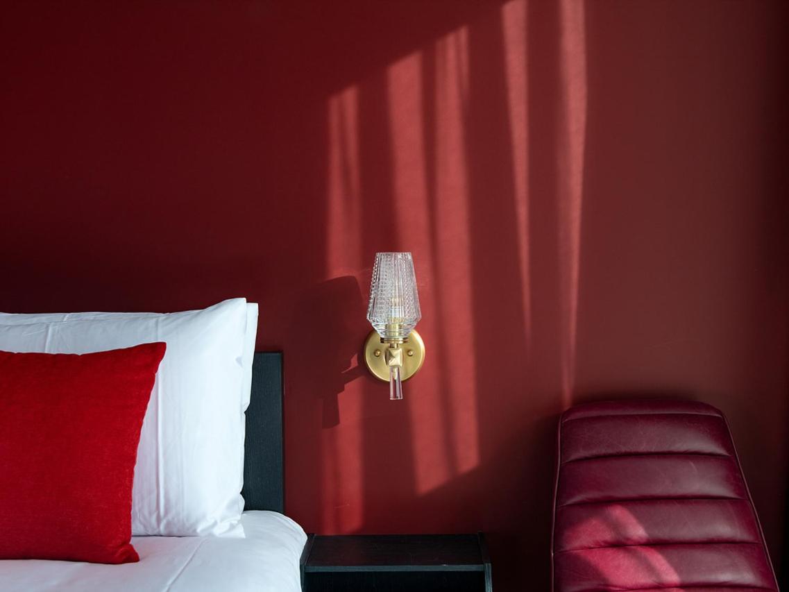 Standard Double Room - Photo 8