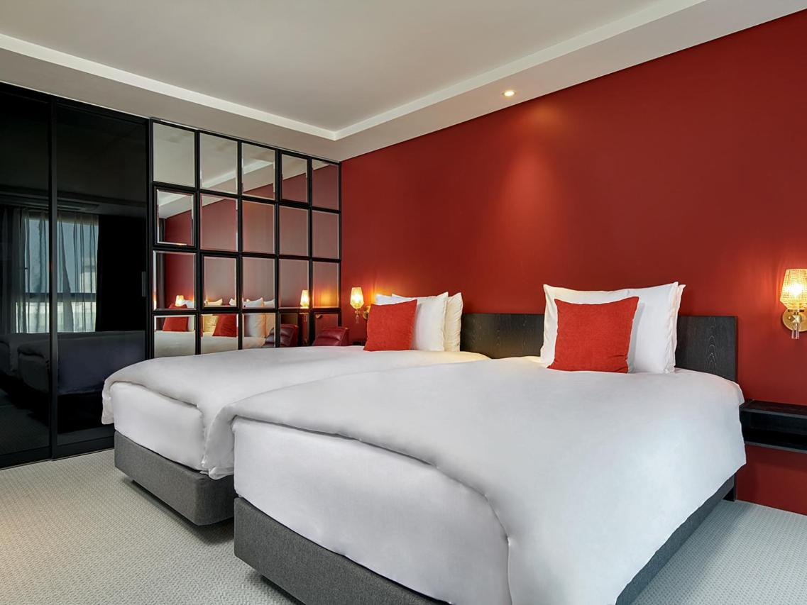 Standard Twin Room - Photo 4