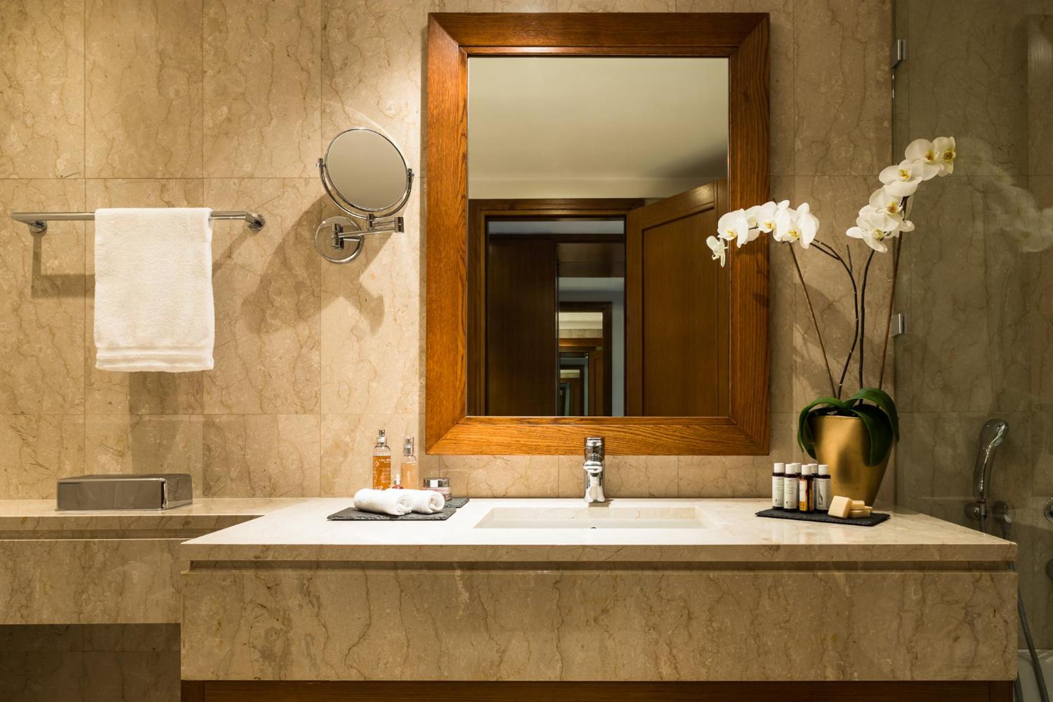 Executive Suite photo 3