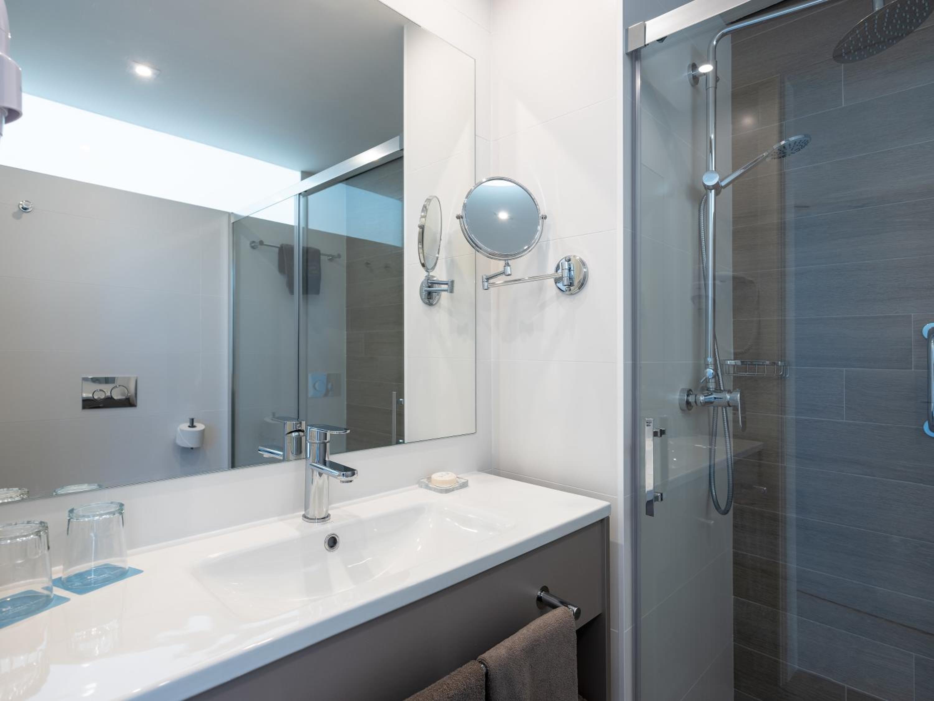 Twin Room with Sea View