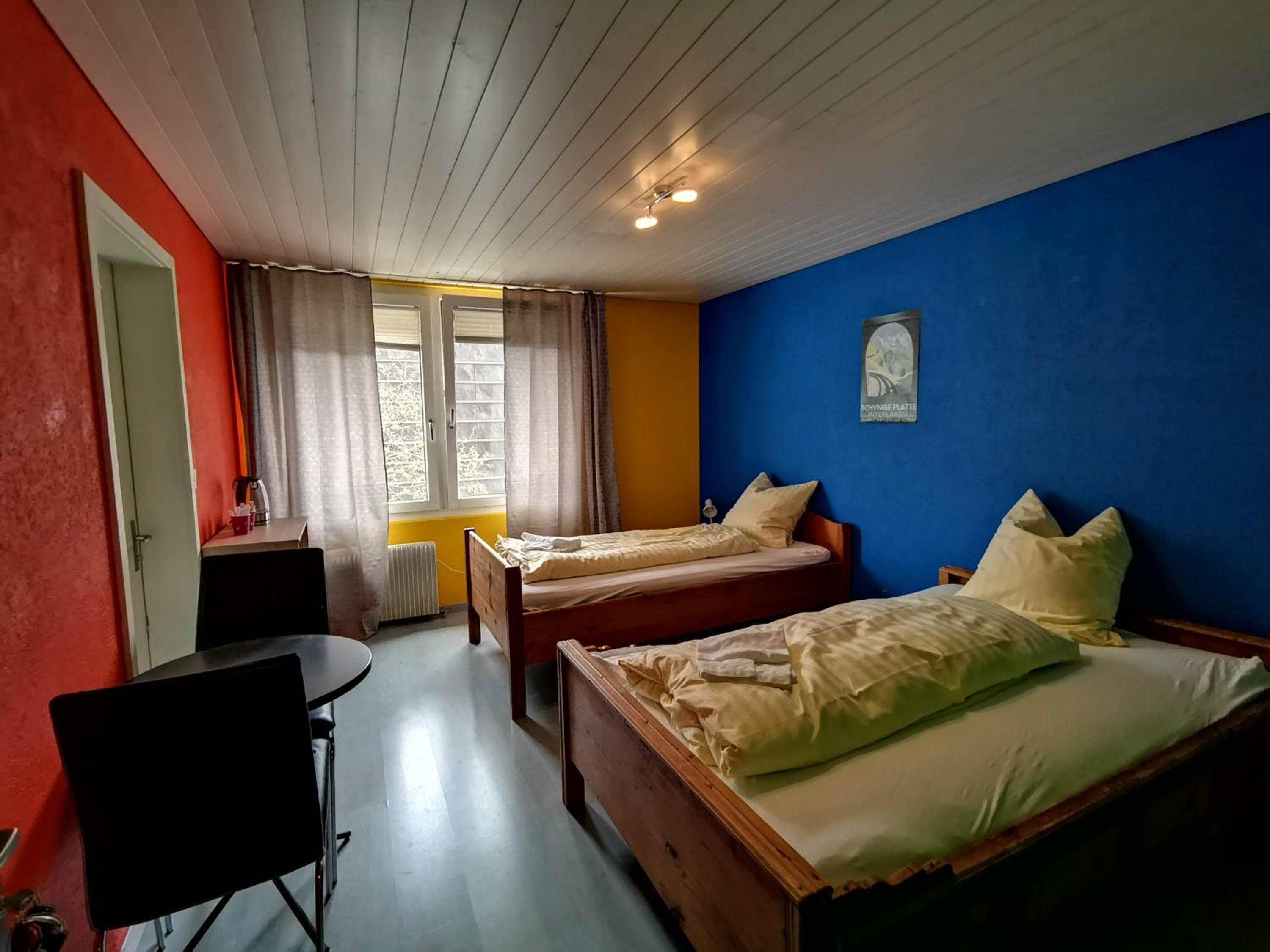 Economy Double Room With Shared Bathroom photo 2
