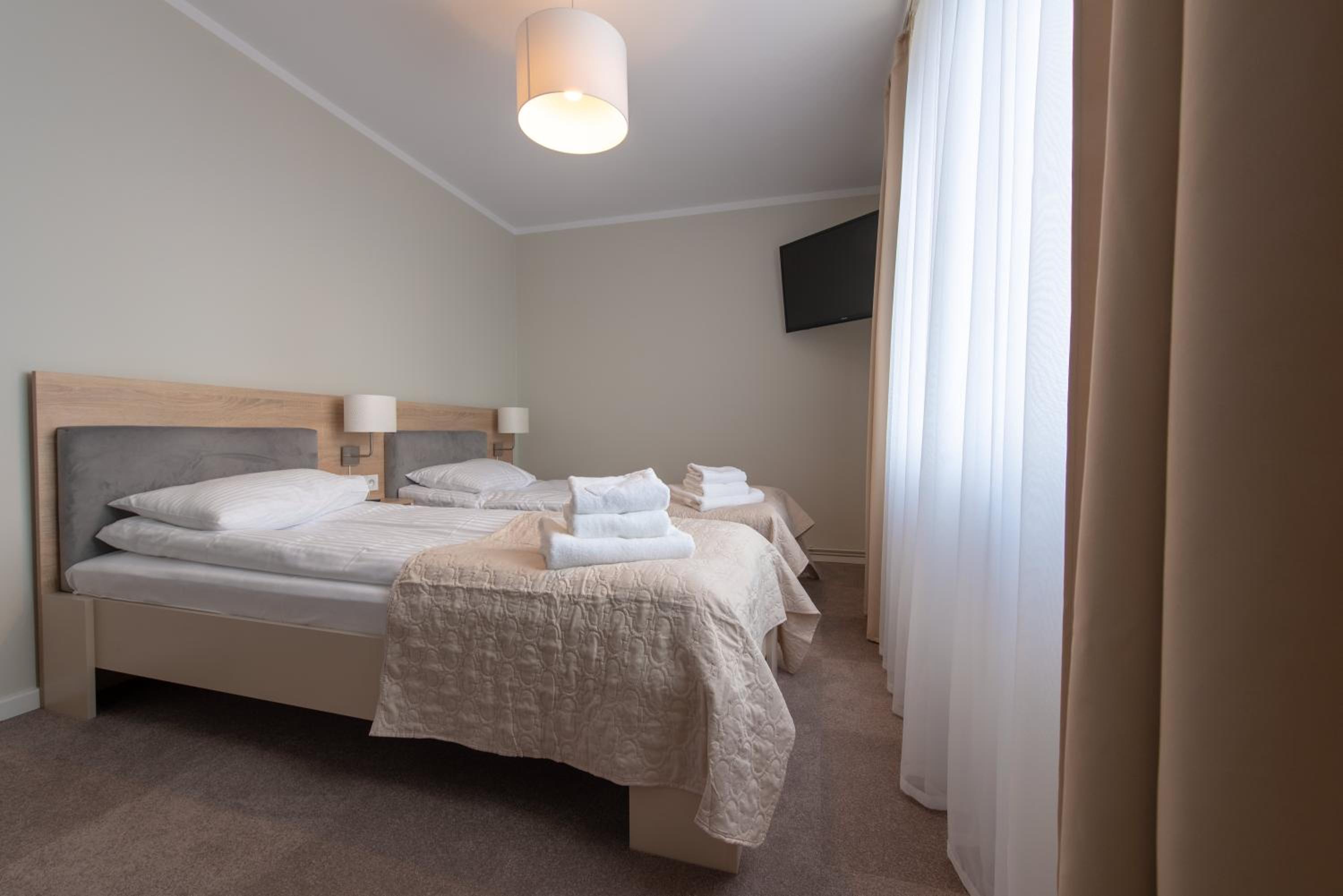 Standard Double Room photo 2