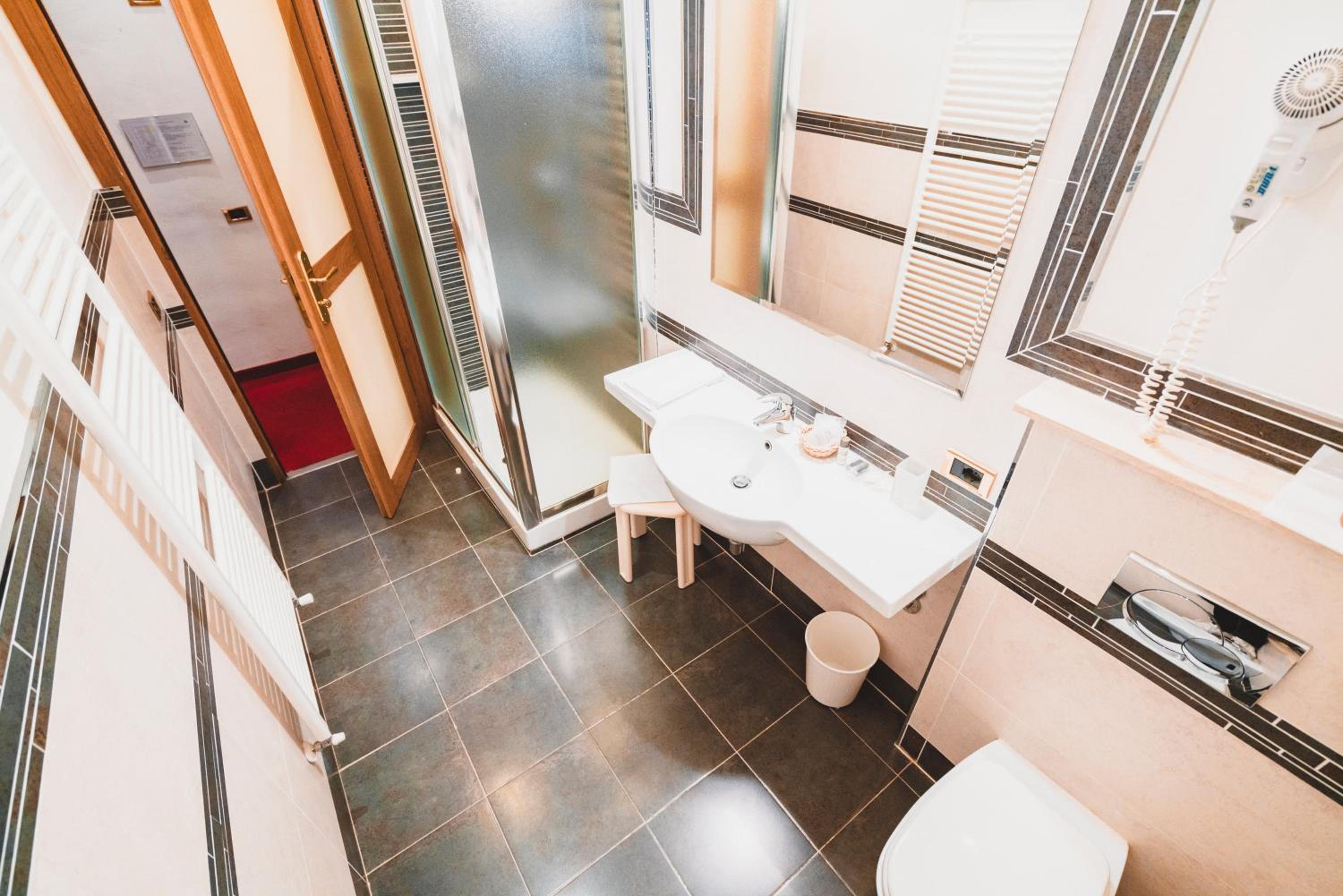 Superior Double Room - Photo 6