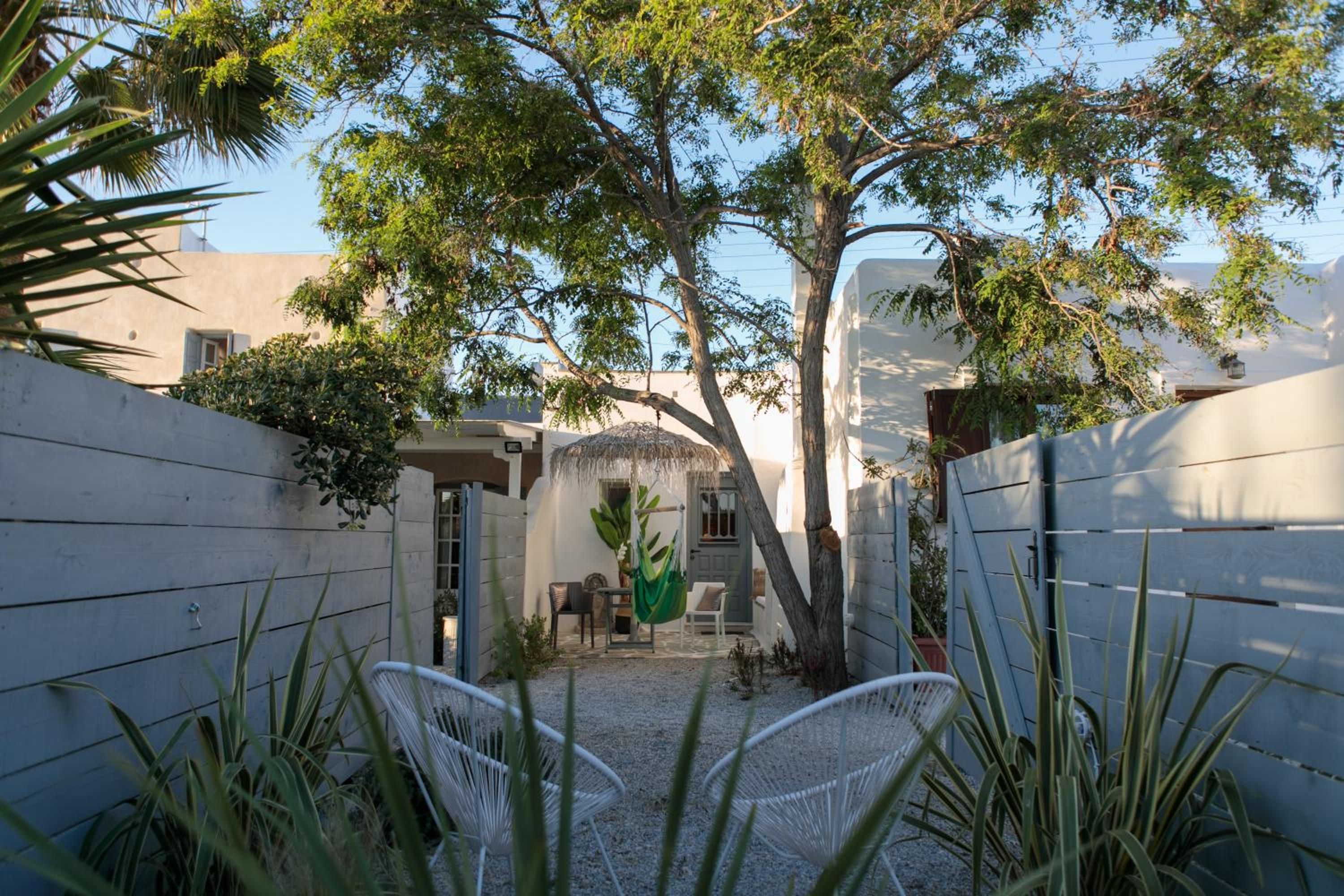 Double Room with Patio photo 3