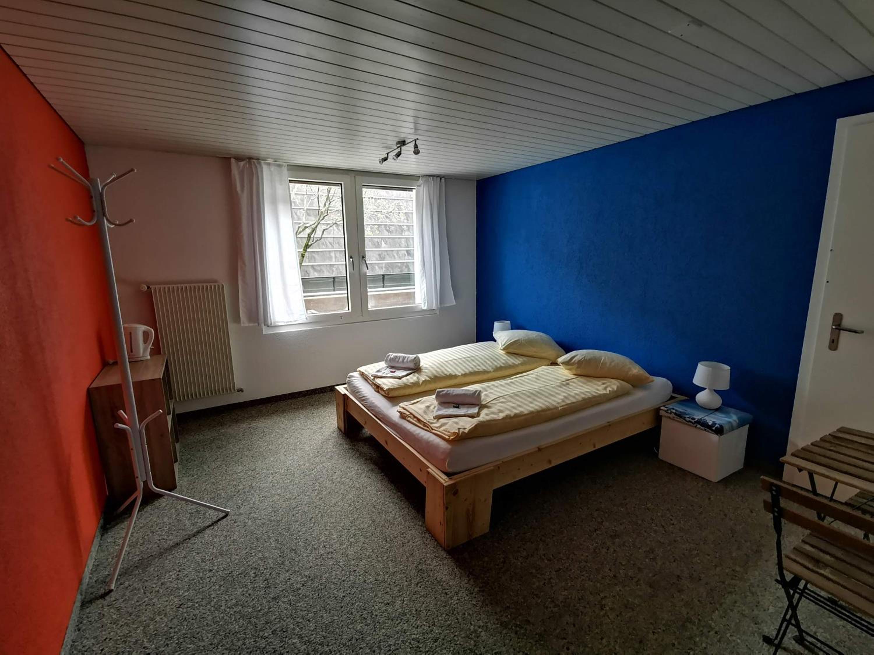 Economy Double Room With Shared Bathroom photo 2