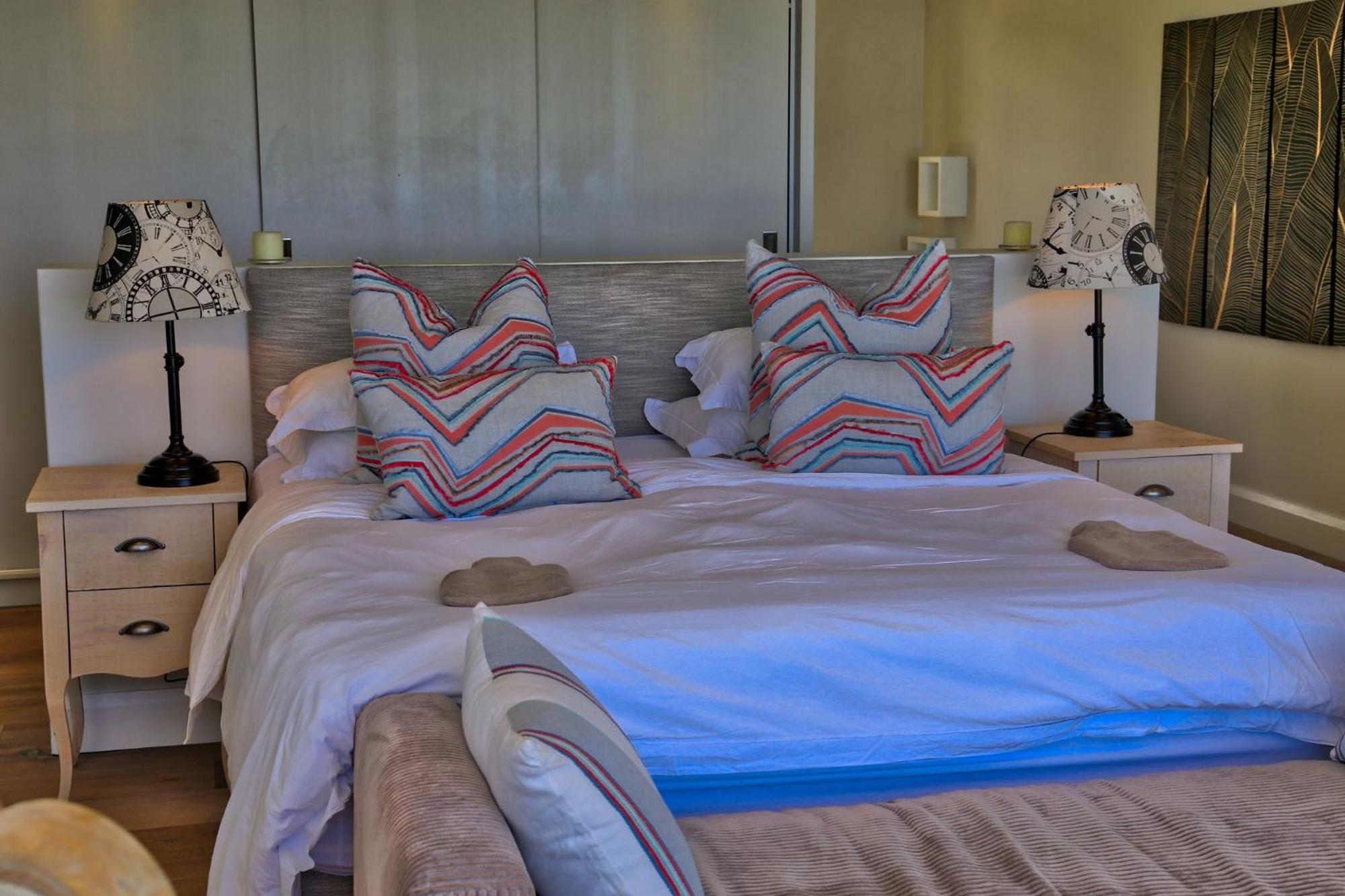 Five-Bredroom Villa with Sea View photo 3