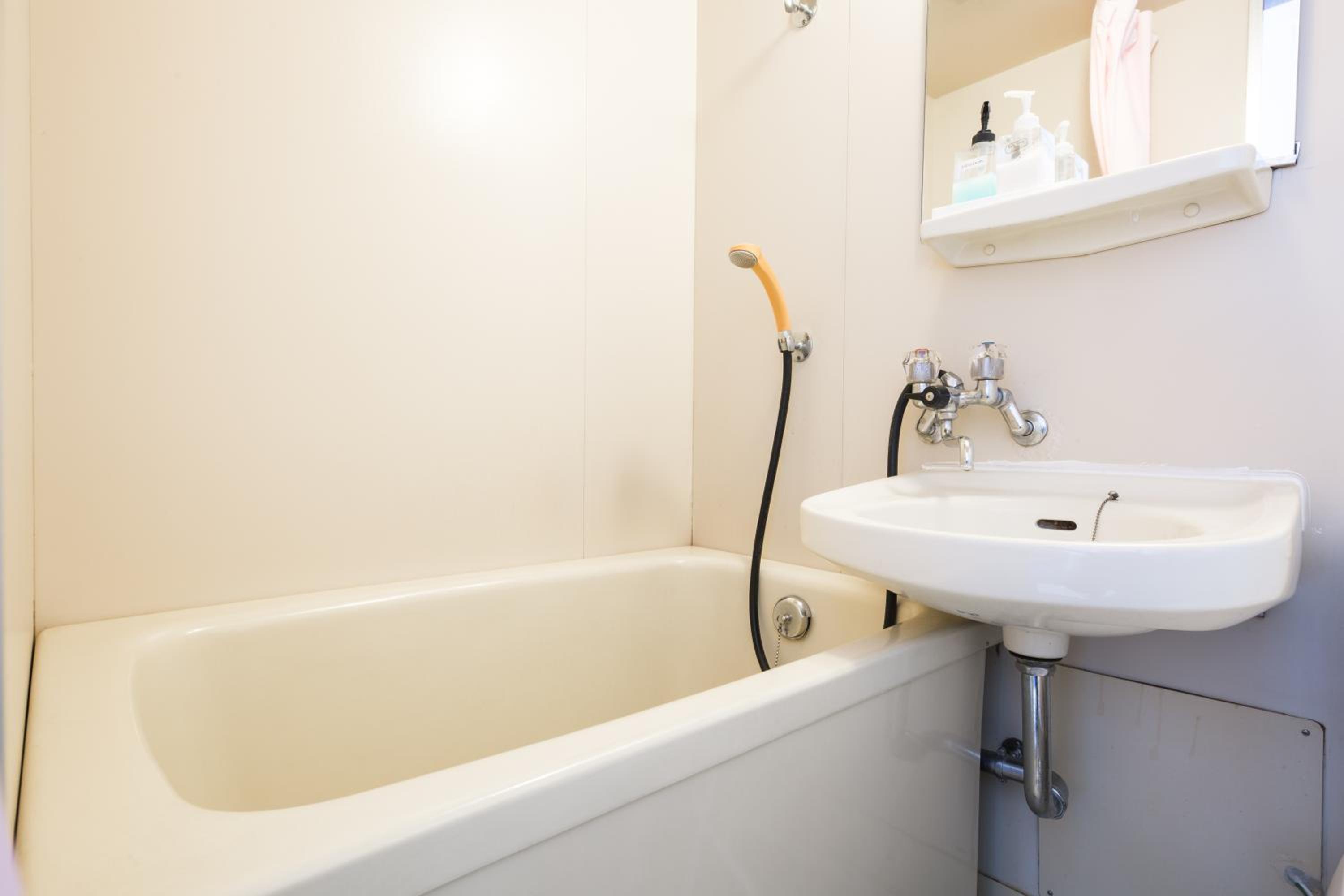 Double Room - Photo 13