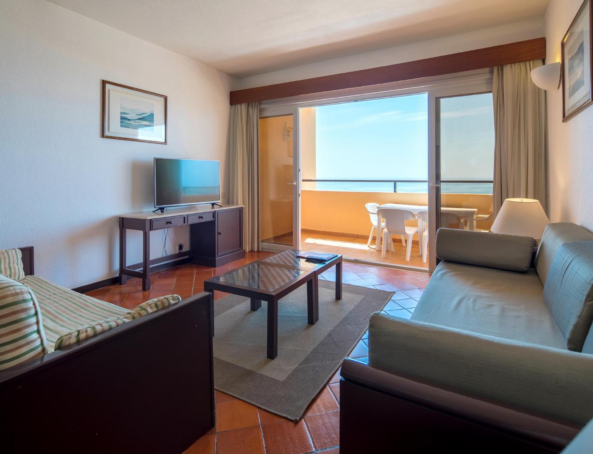 One-Bedroom Apartment with Sea View