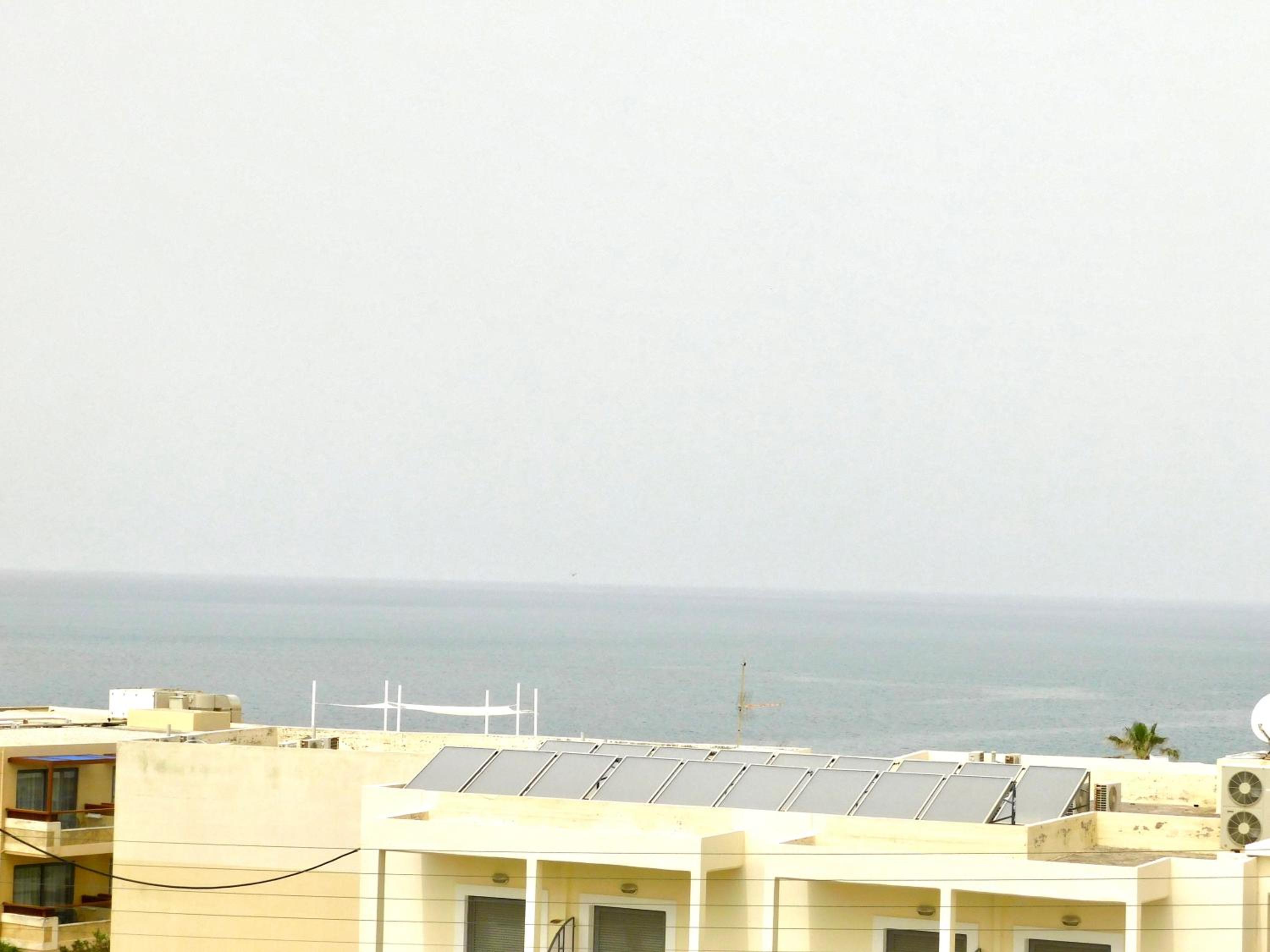 Maisonette with Side Sea View - Photo 20
