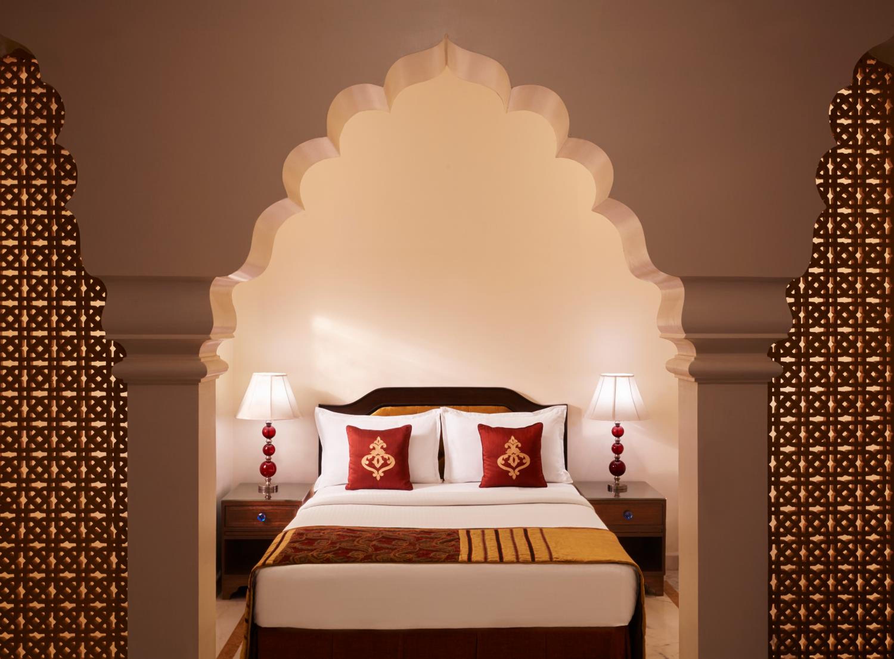 Deluxe Premium Suite - Photo 6