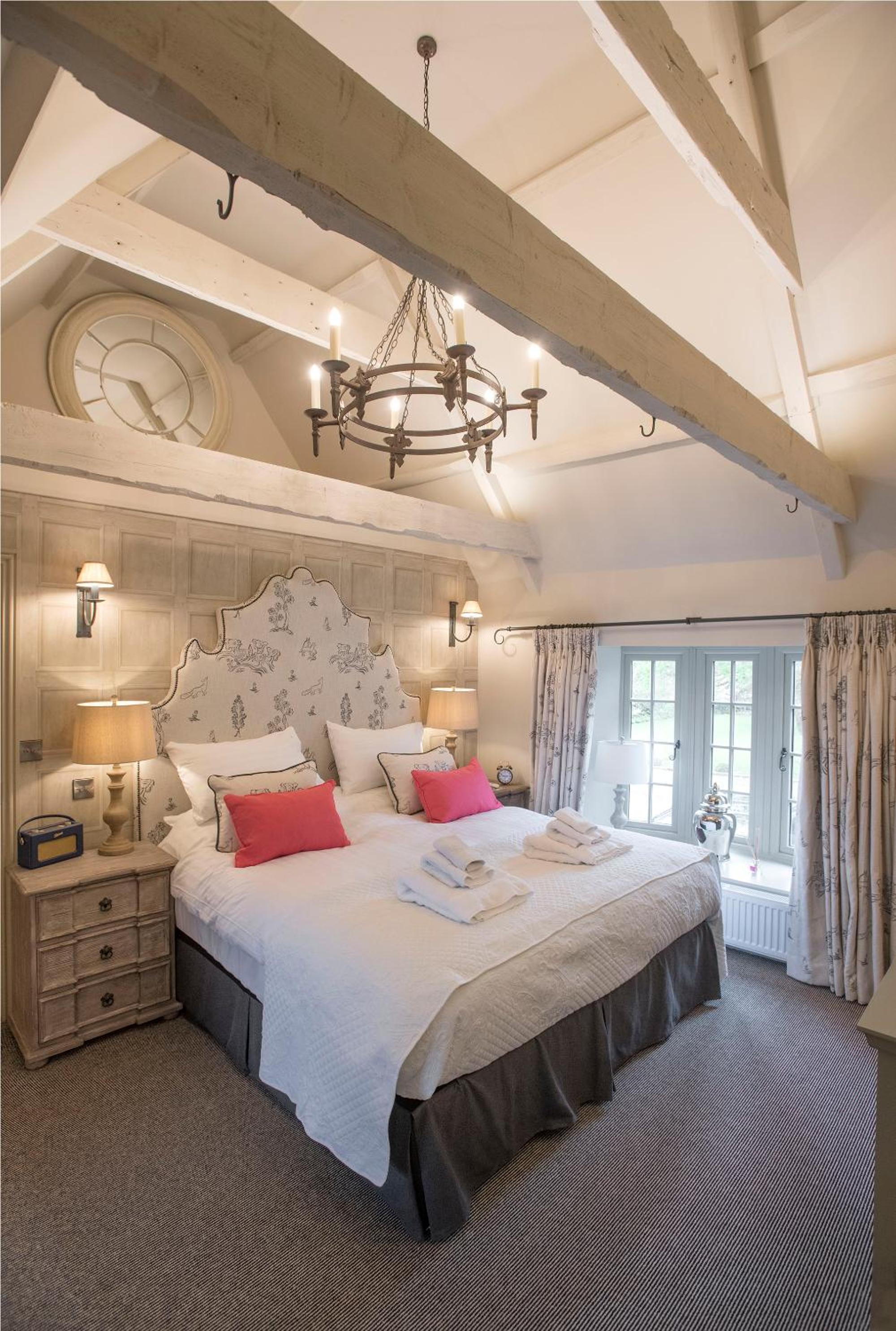 Superior King Room
