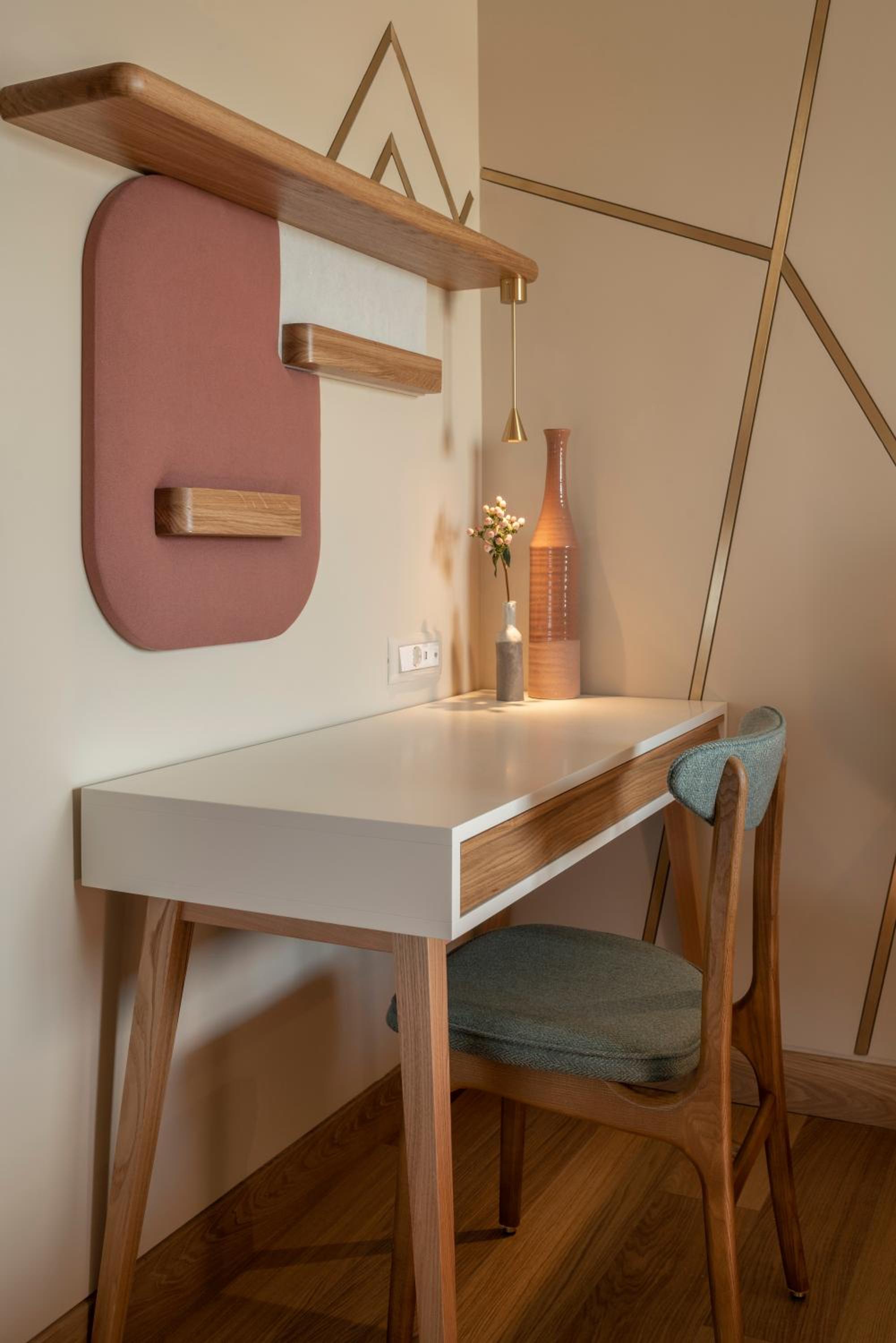 Budget Double Room - Photo 6