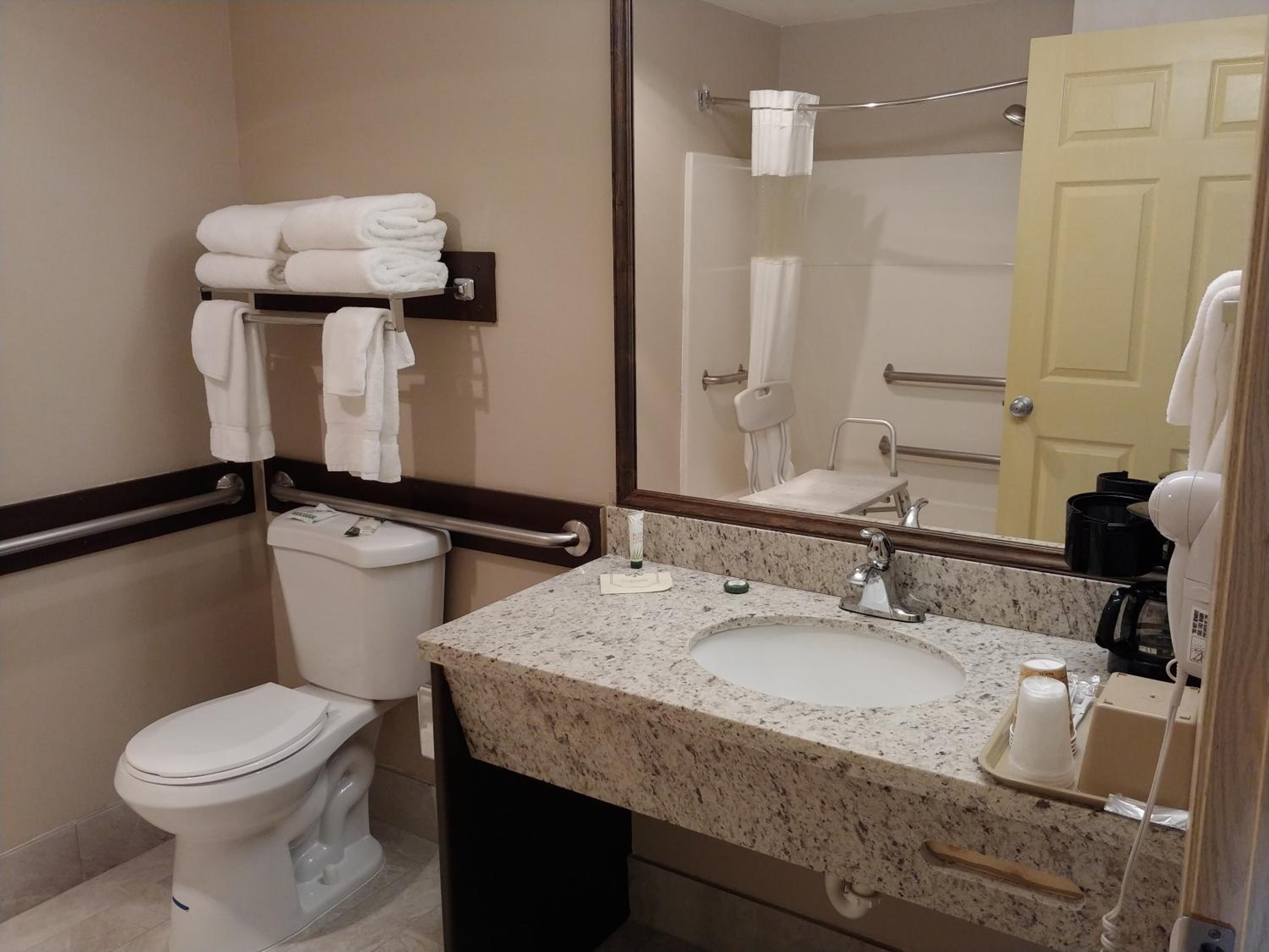 1st Floor King Room with Disability Access photo 2