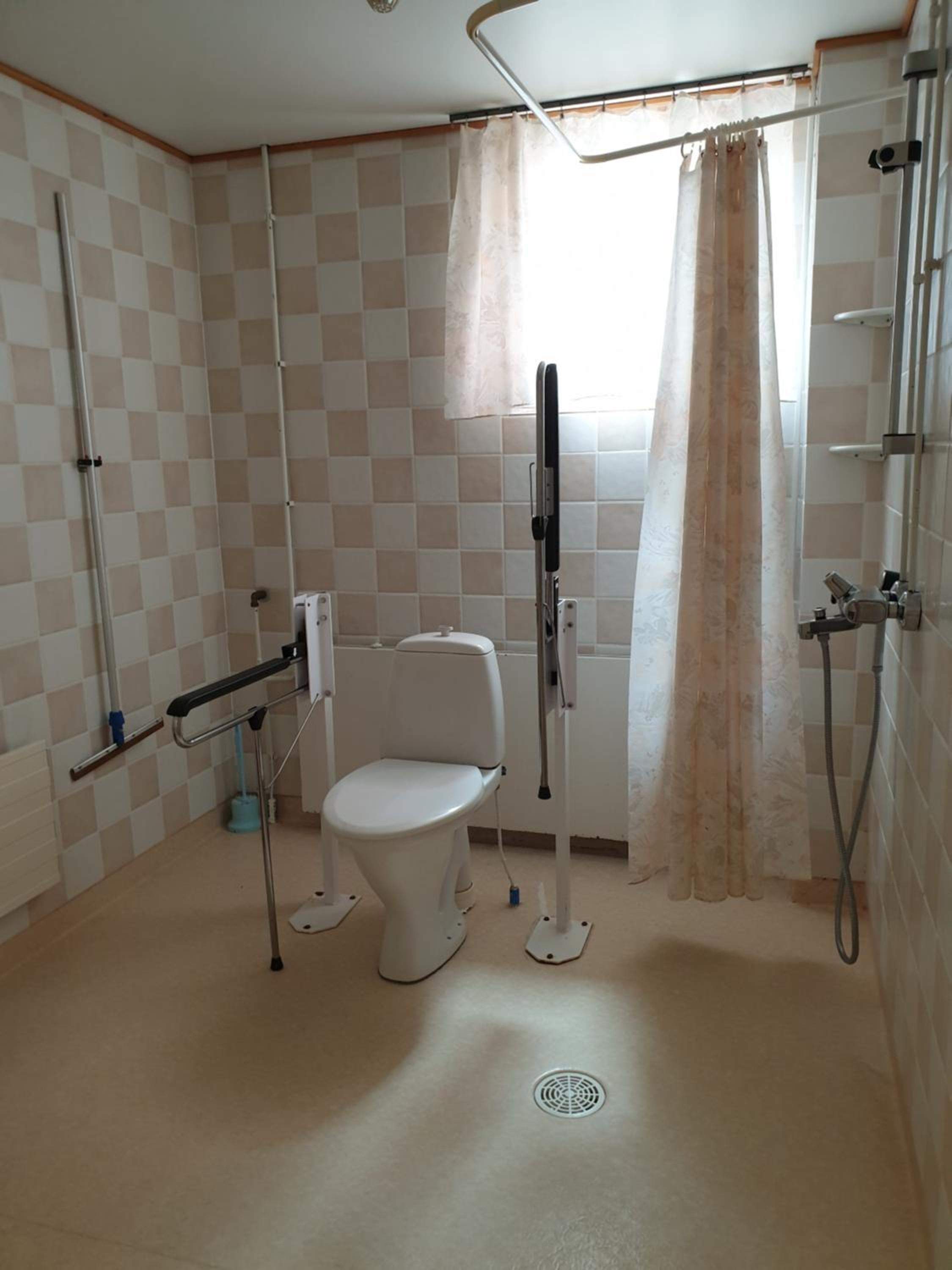 Triple Room - Disability Access photo 2