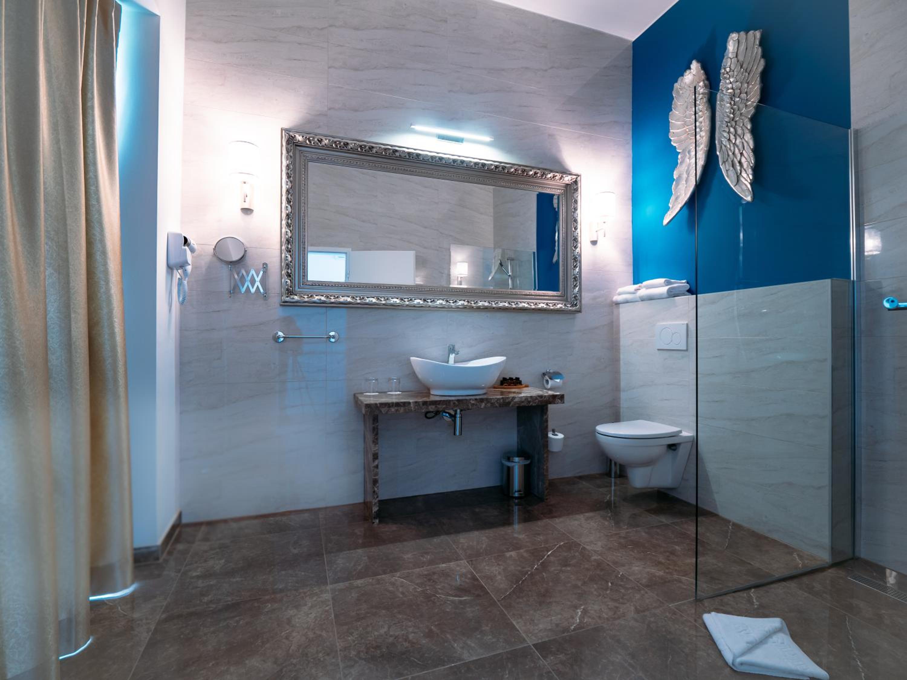 Deluxe Suite with Sea View