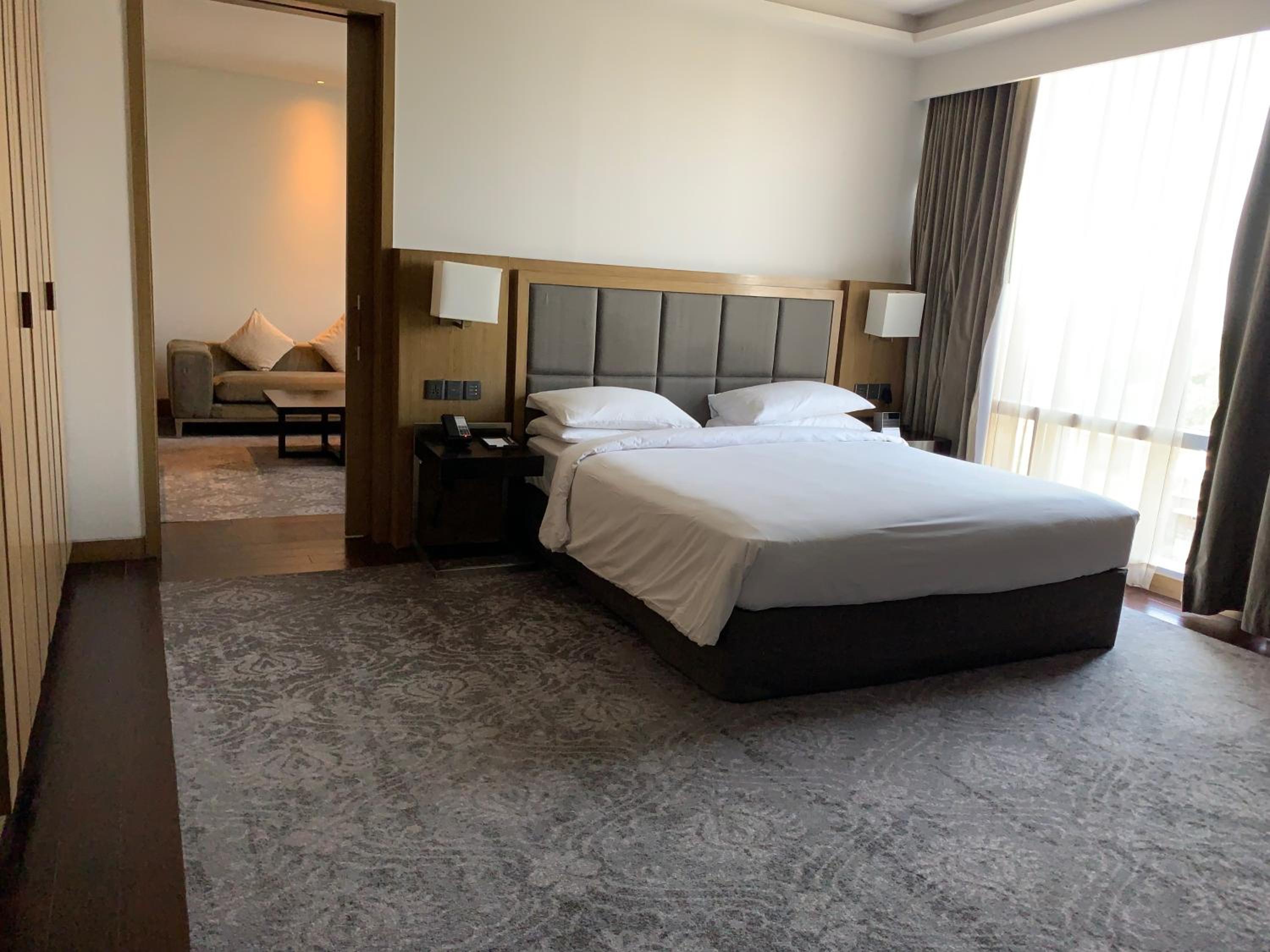 Executive Suite |  15% discount on Spa & 20% discount on F&B (Till 31st Oct) - Photo 8