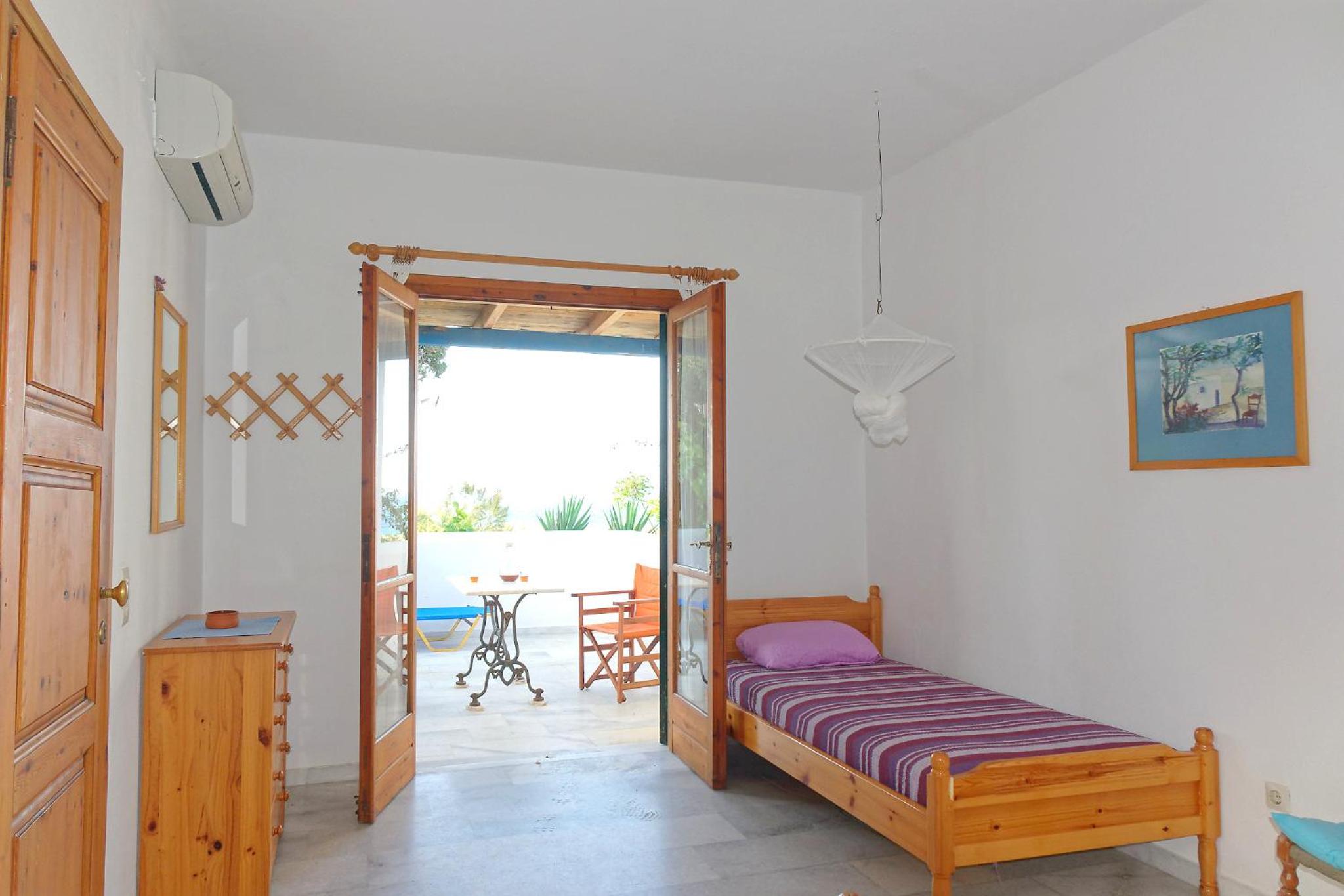 Studio with Balcony photo 3