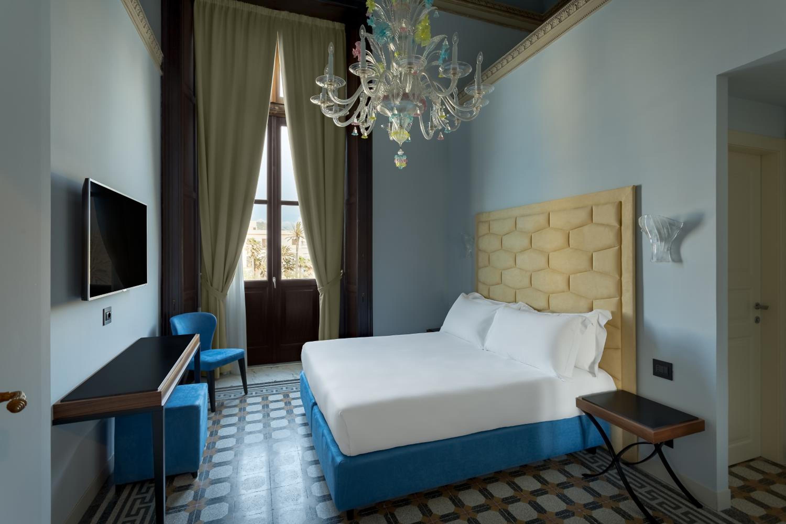 Superior Double or Twin Room - Photo 2