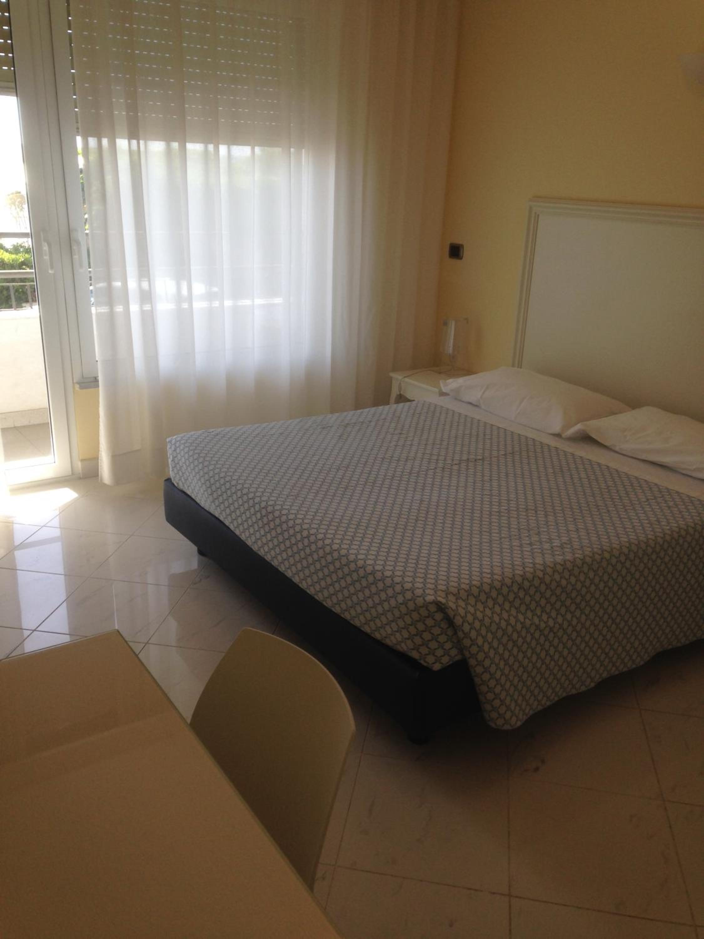 Studio Apartment with Sea View
