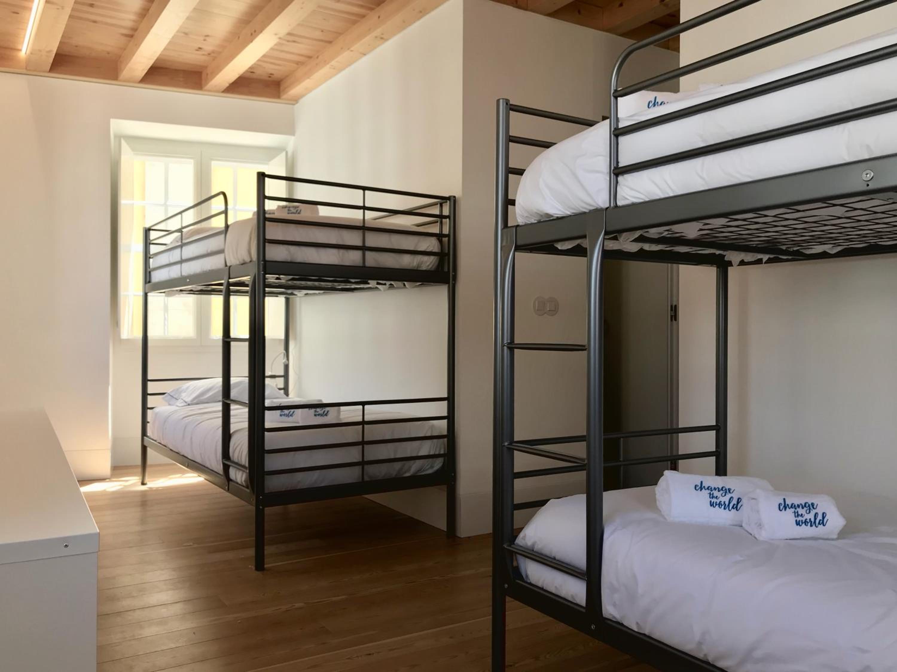 Bed in 4-Bed Mixed Dormitory Room photo 1