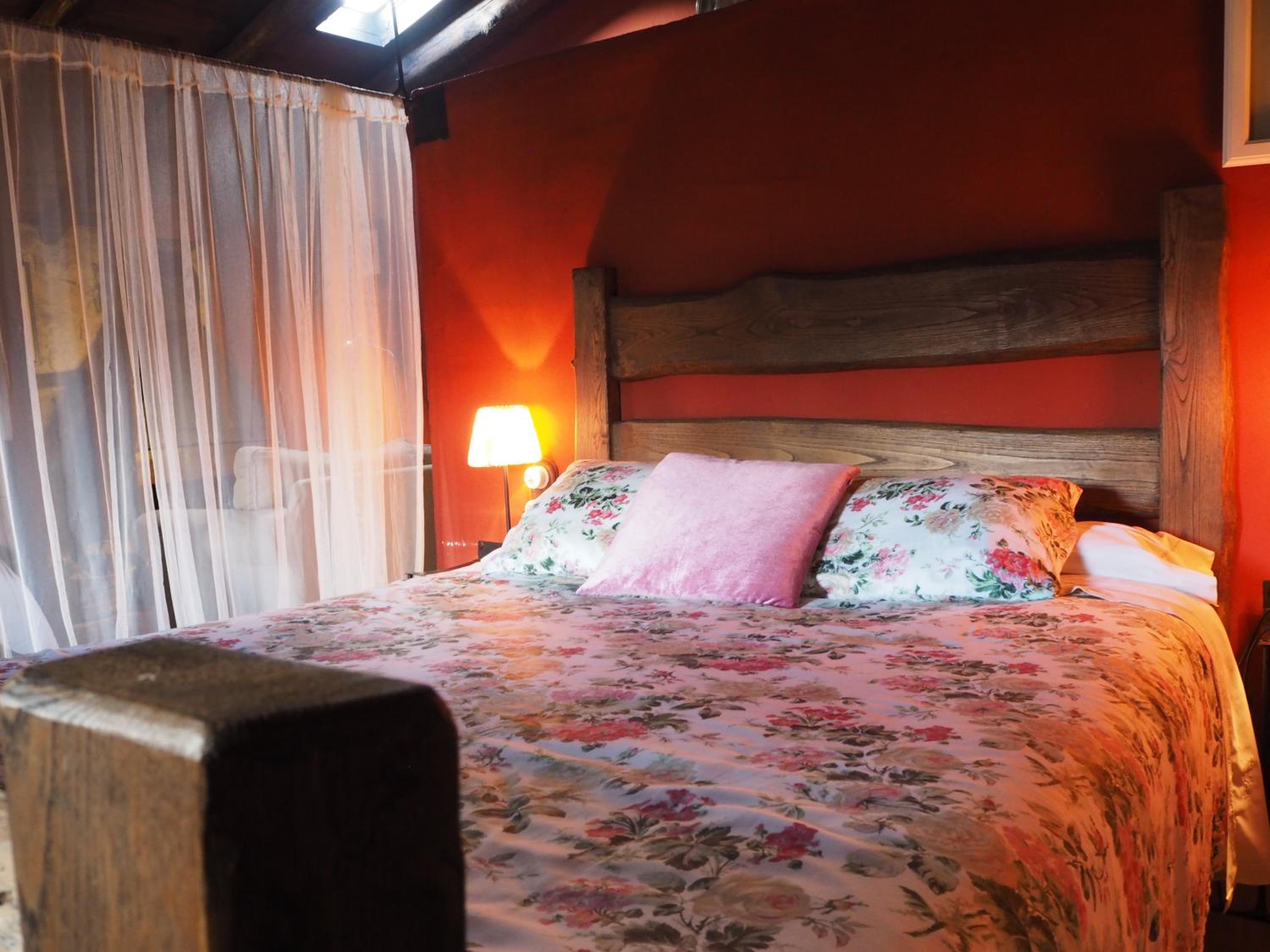 Habitación cuádruple con sofá