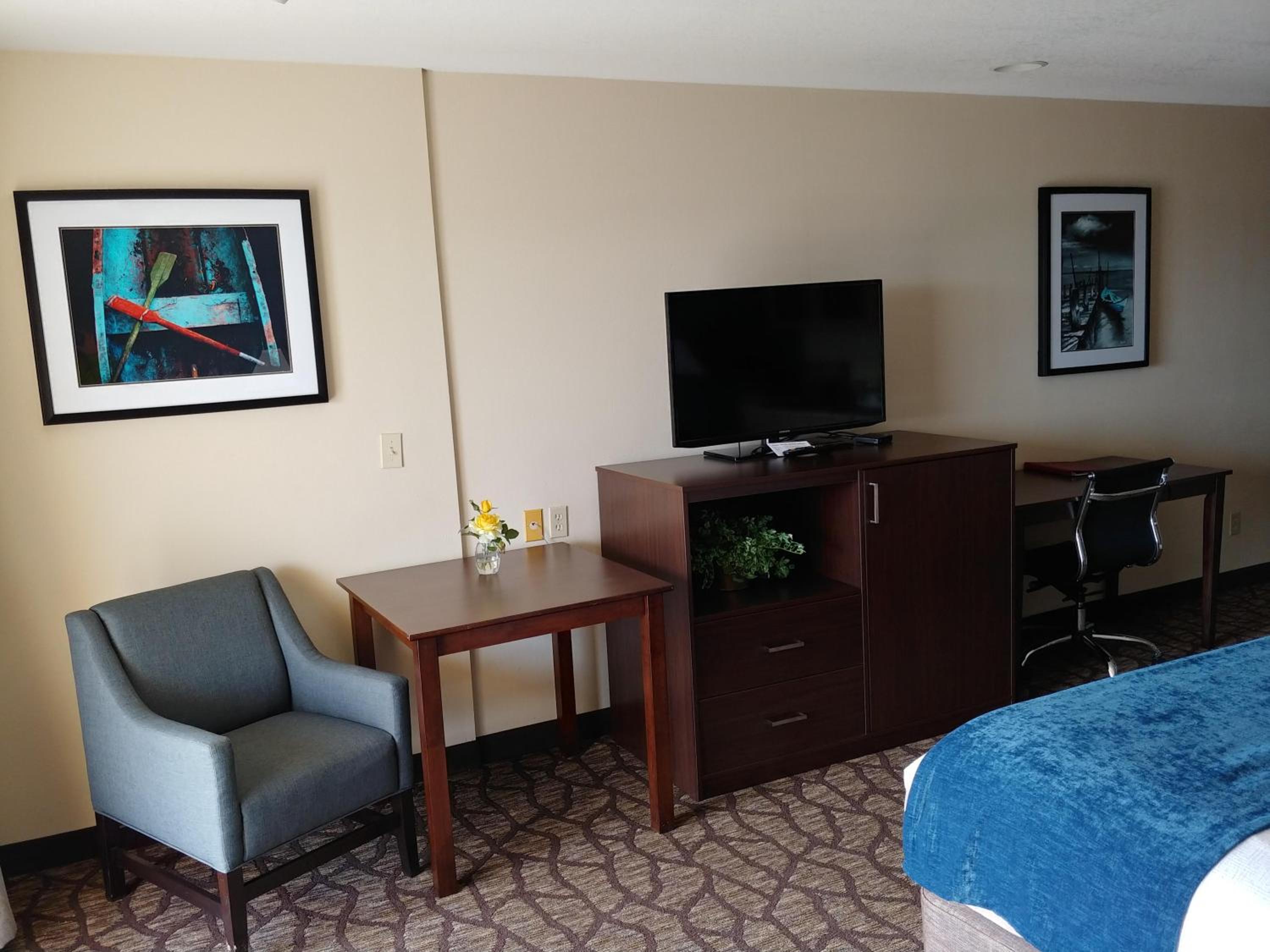 Jacuzzi King Room with Kitchenette