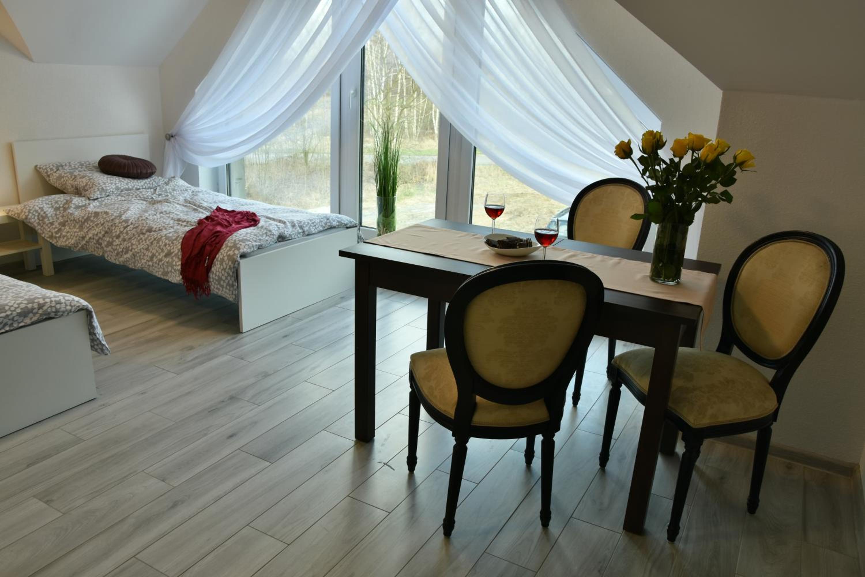 Double Room - Photo 7