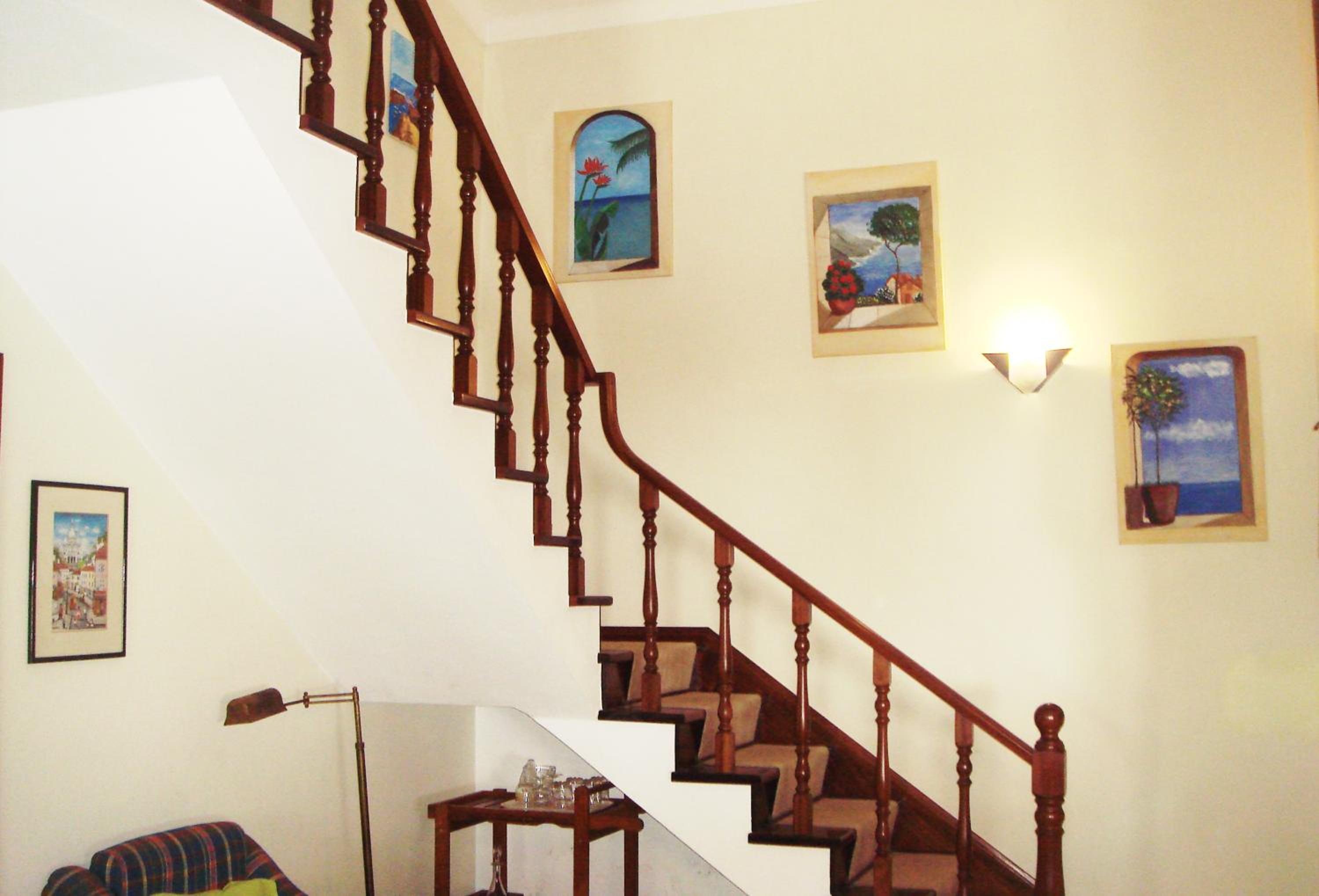 Two-Bedroom Townhouse photo 2