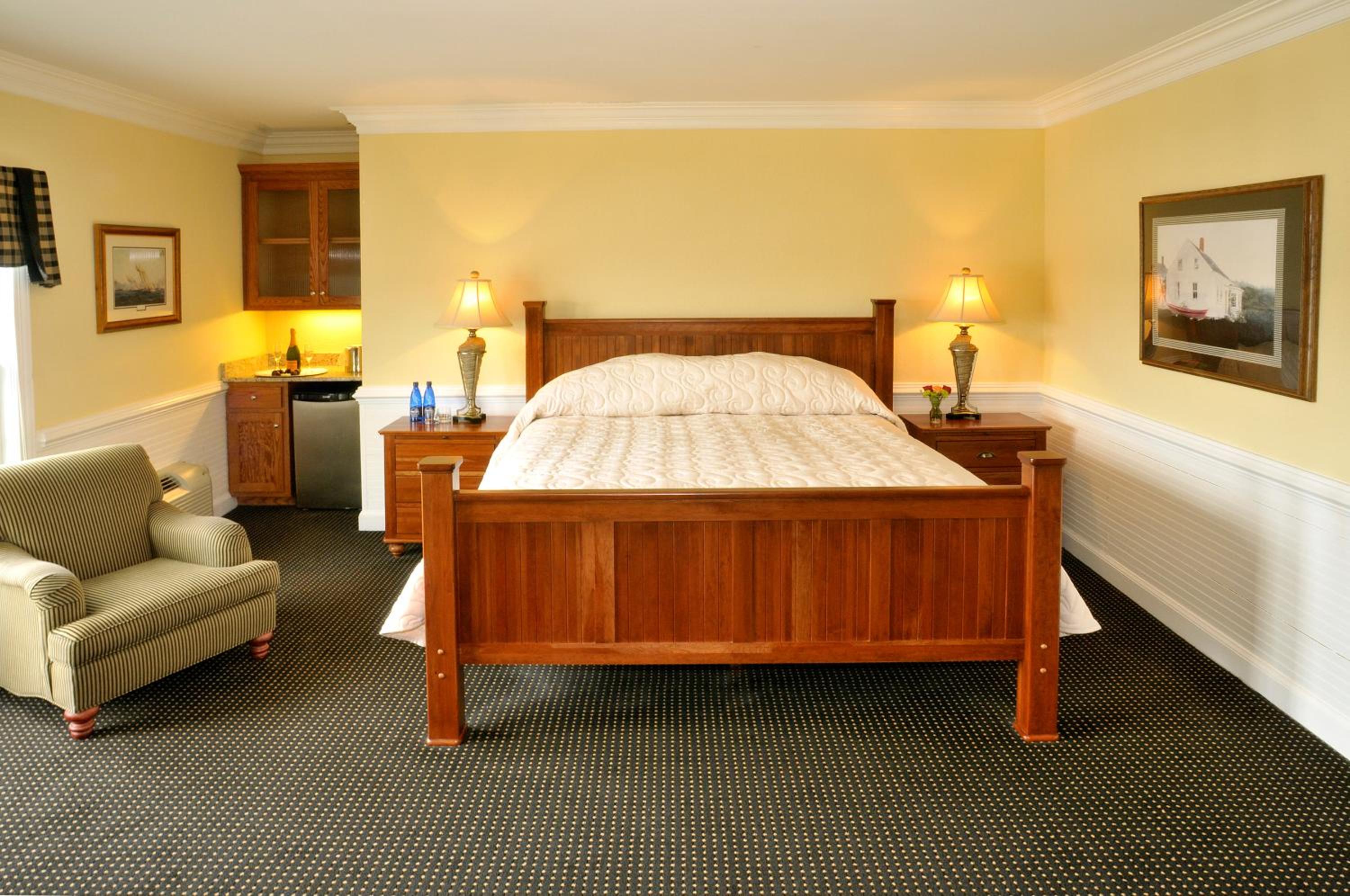 Traditional Room with Balcony - Photo 1