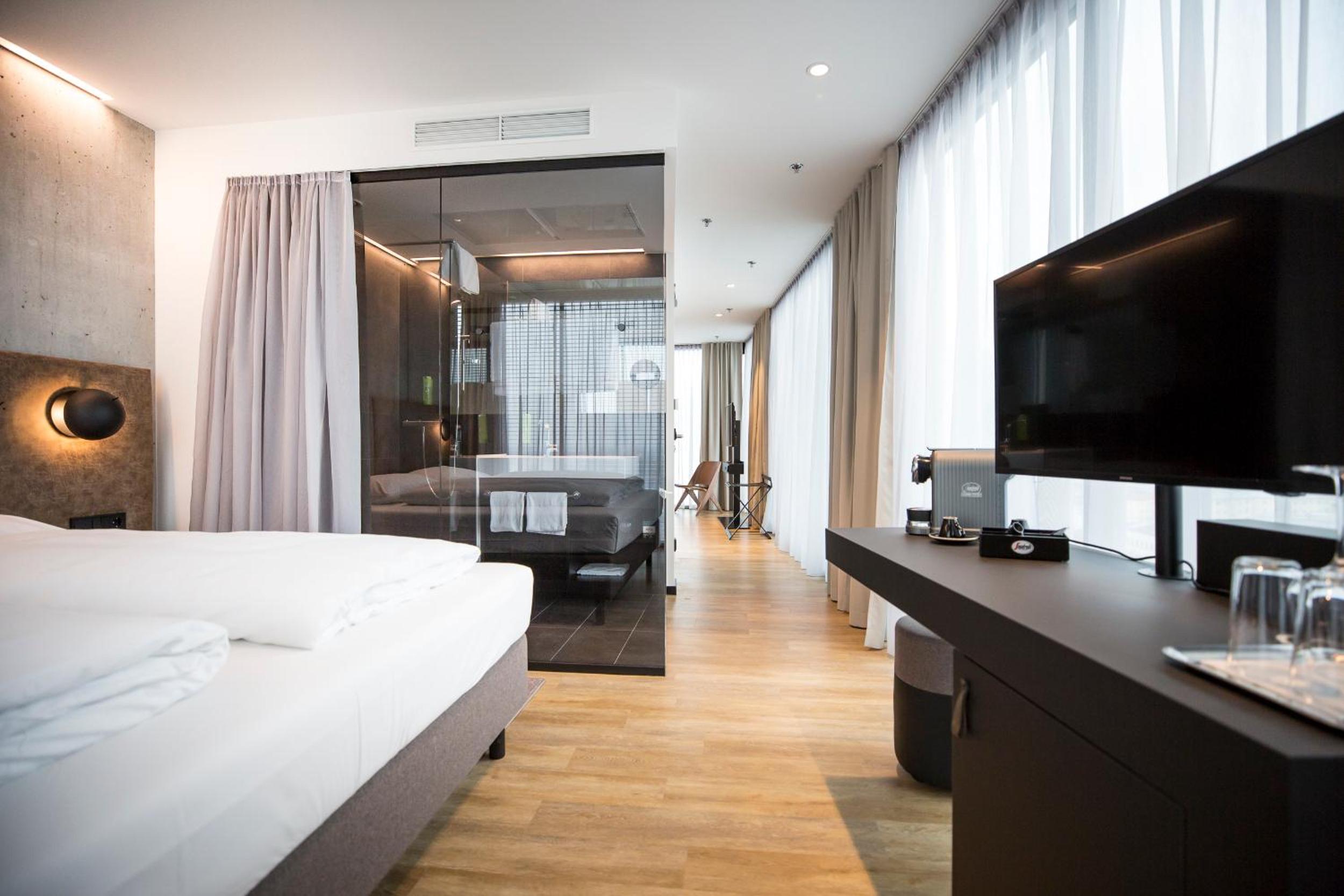 Original Room, Low thumbnail 6
