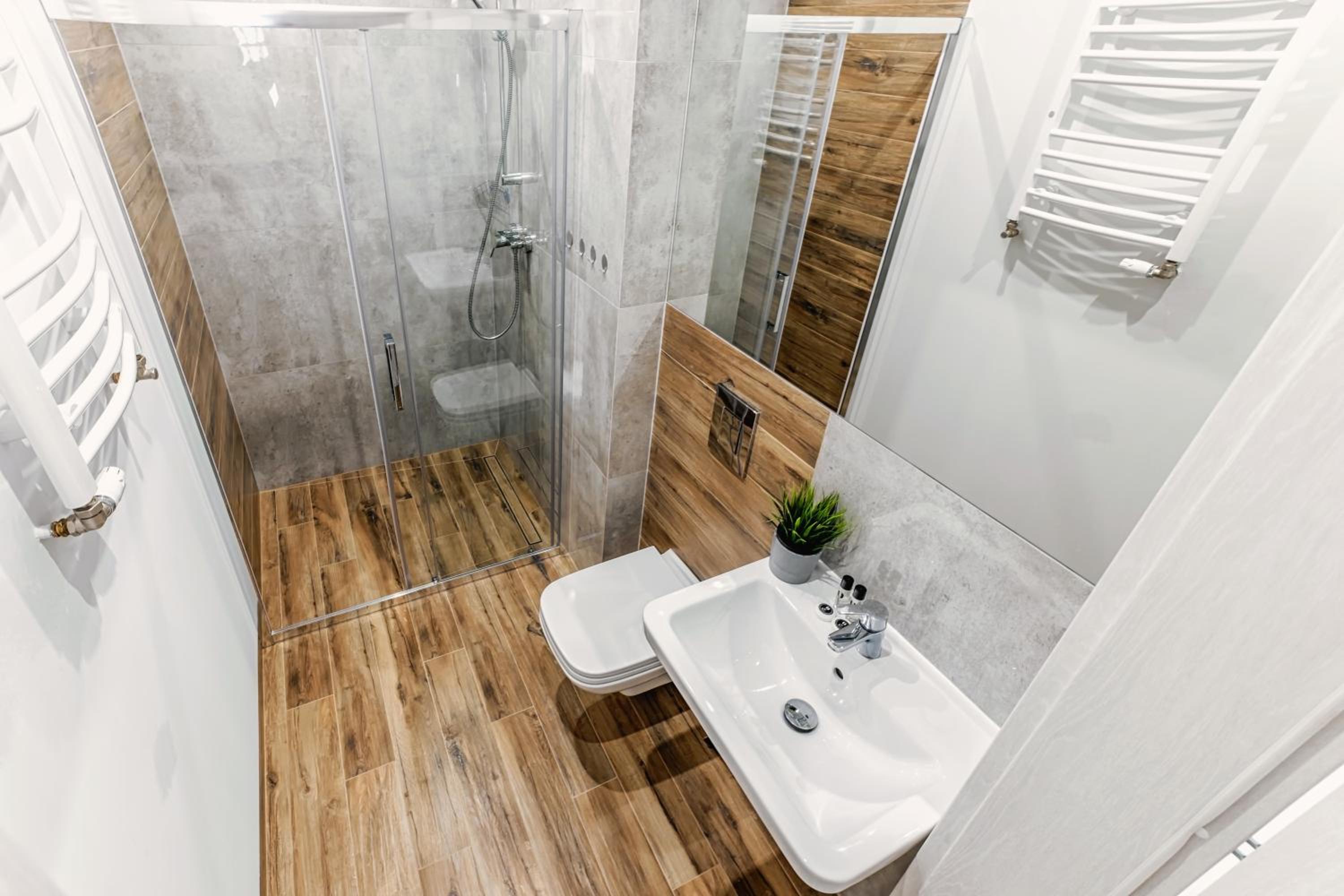 Double or Twin Room with Bathroom - Photo 5